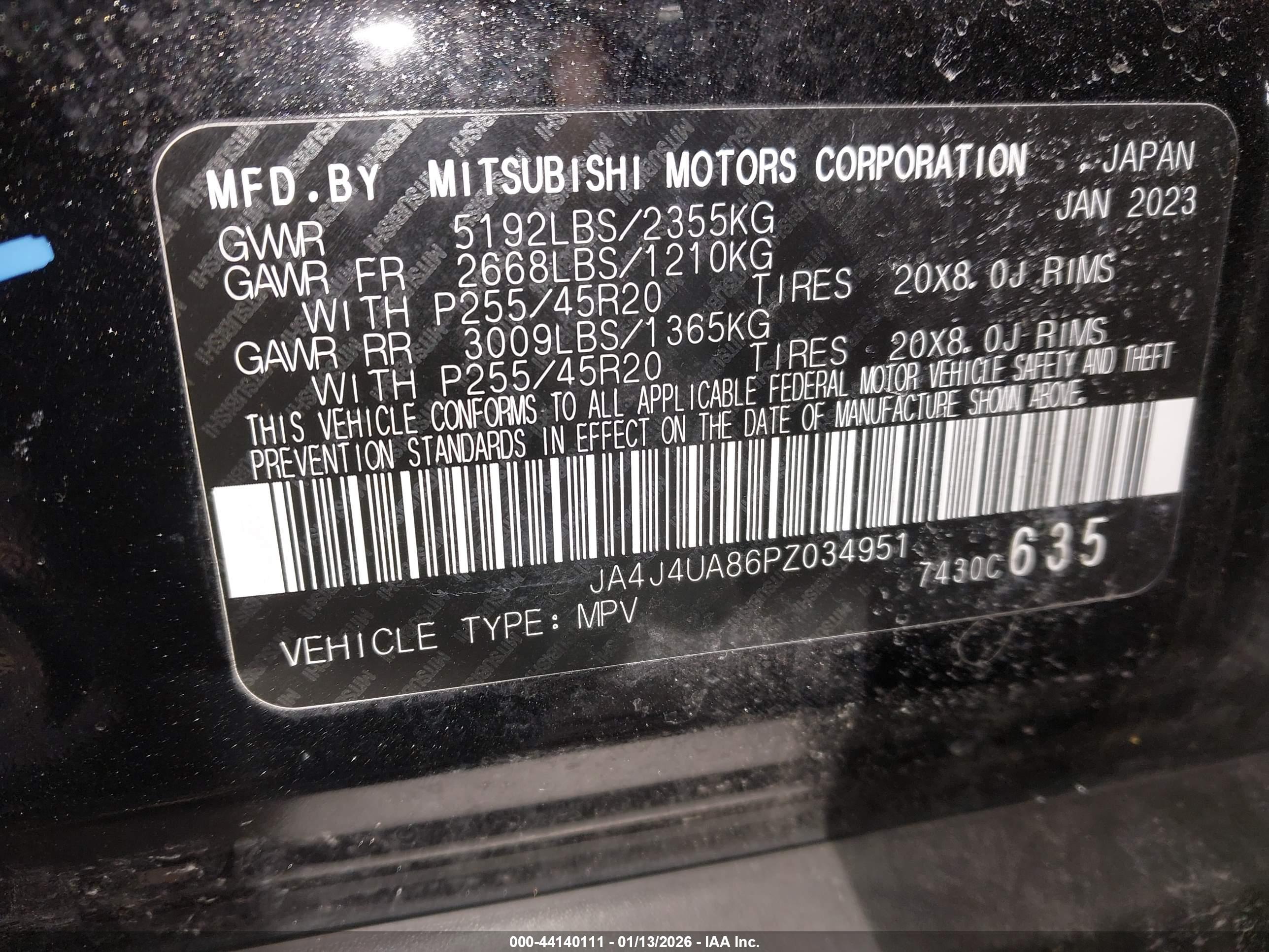 MITSUBISHI OUTLANDER image 9