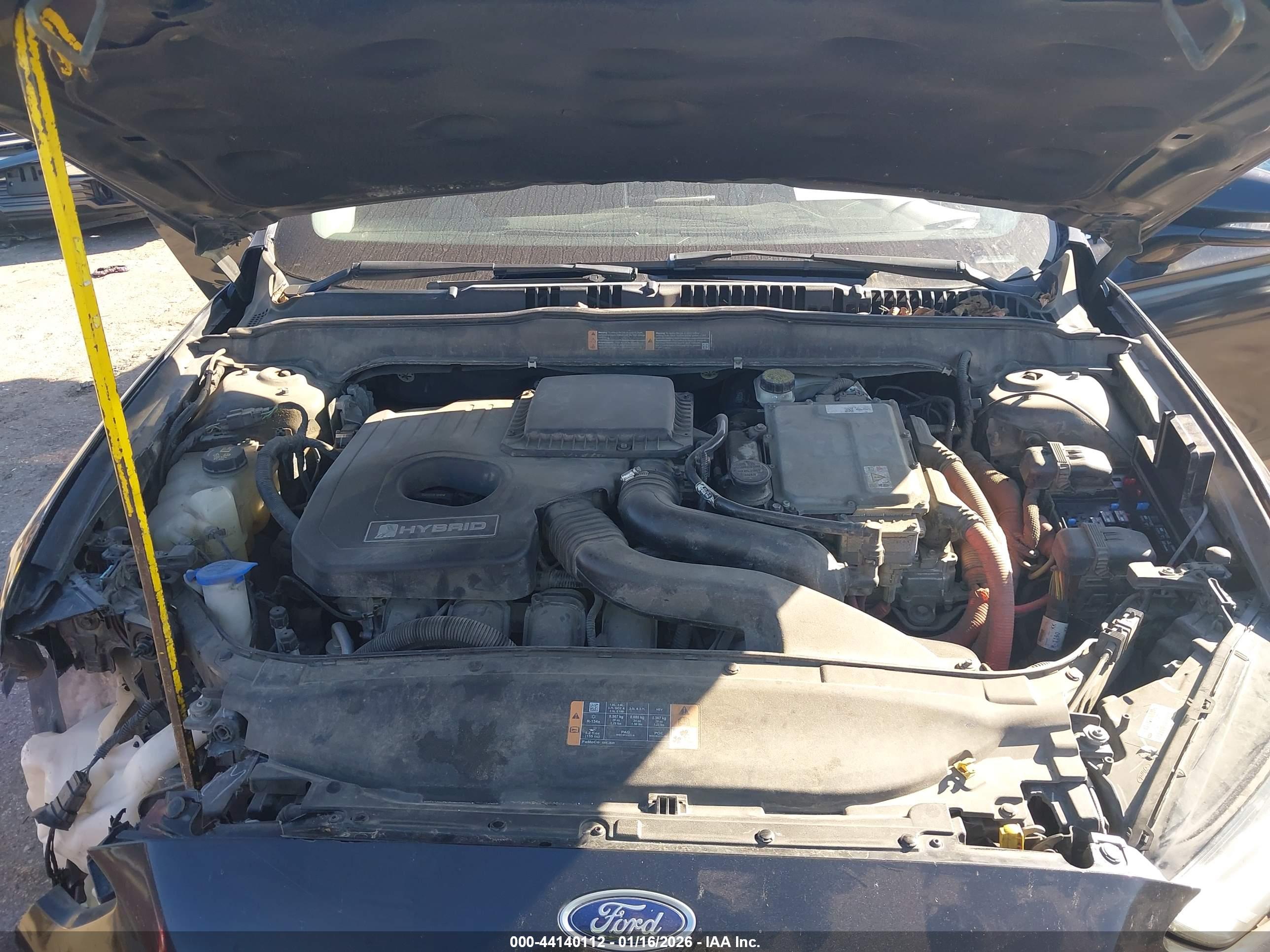 FORD FUSION image 10