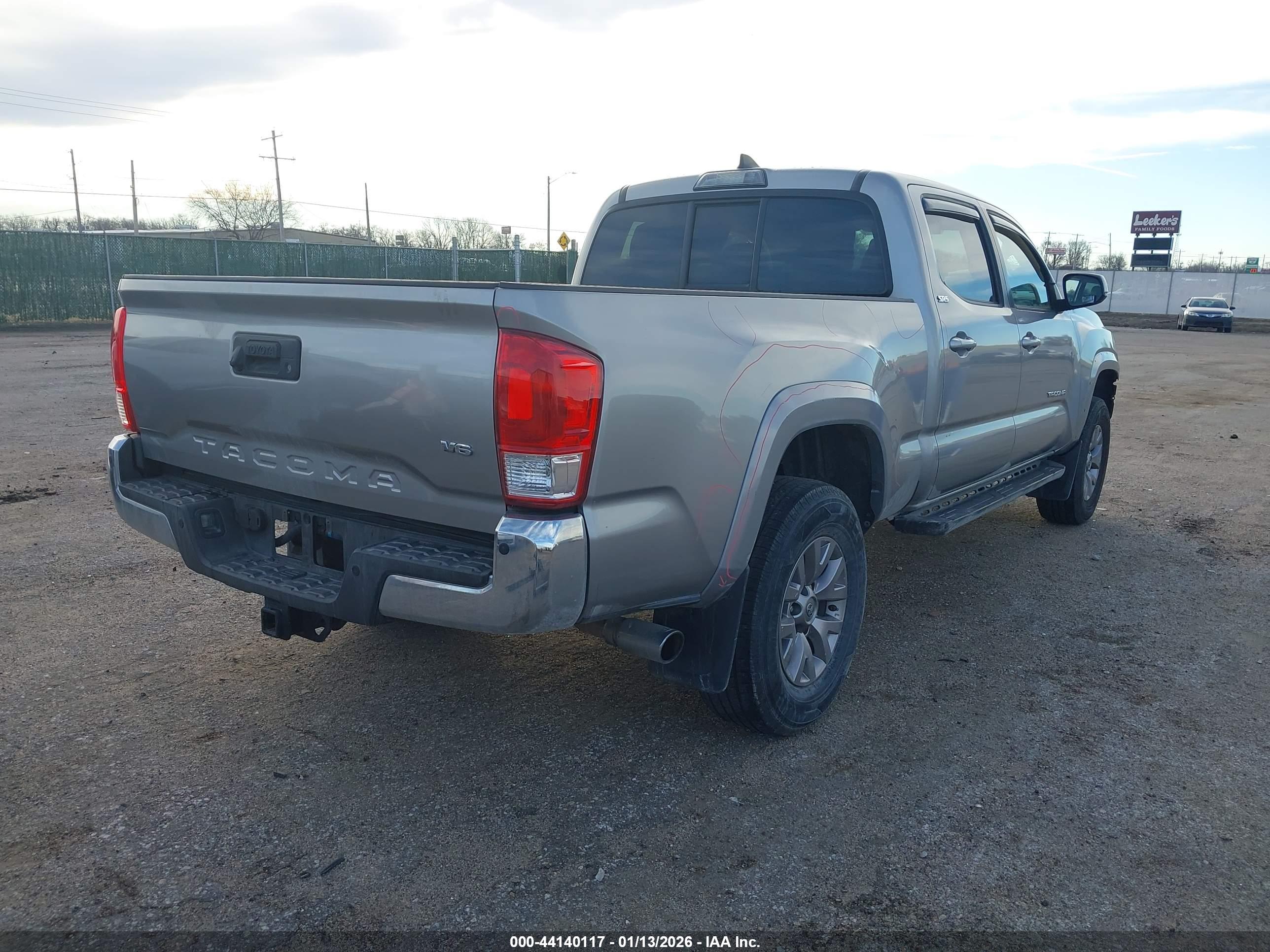 TOYOTA TACOMA image 4