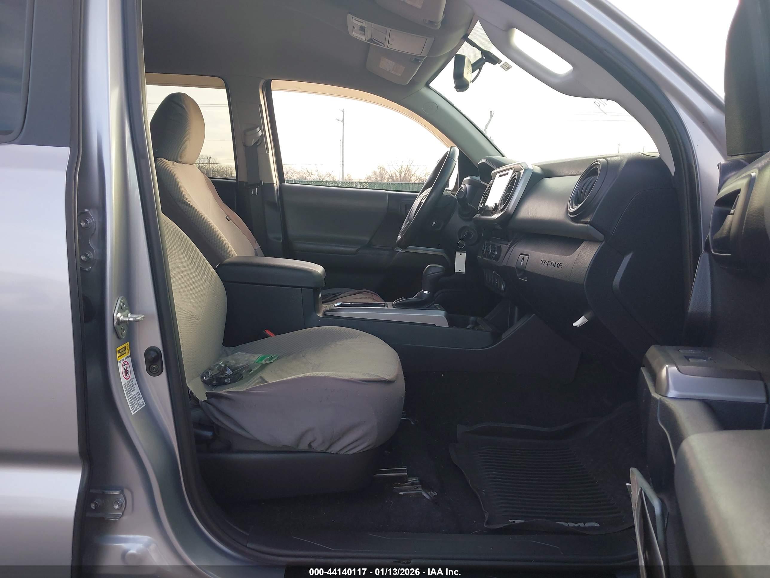 TOYOTA TACOMA image 5