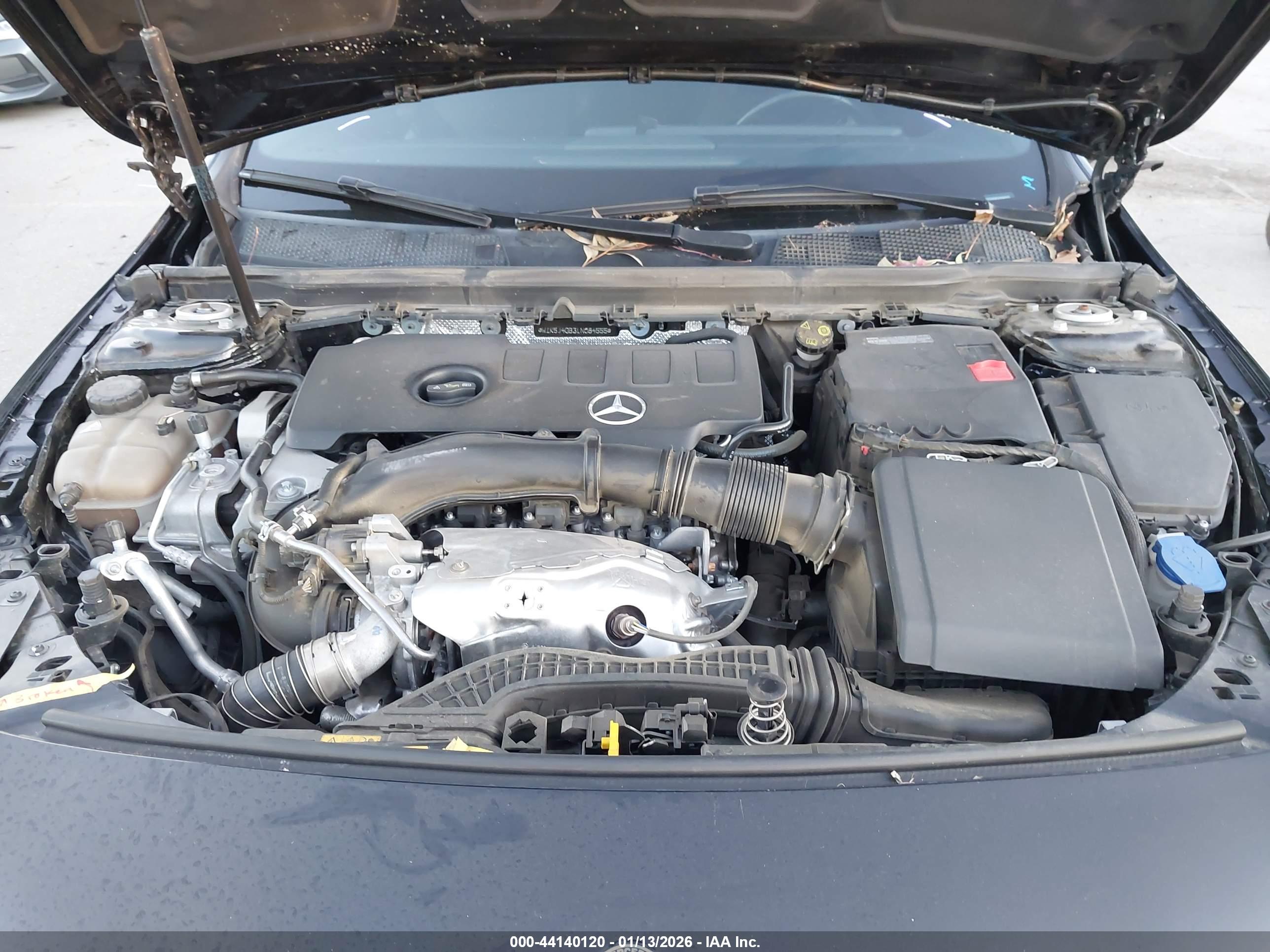 MERCEDES-BENZ CLA image 10