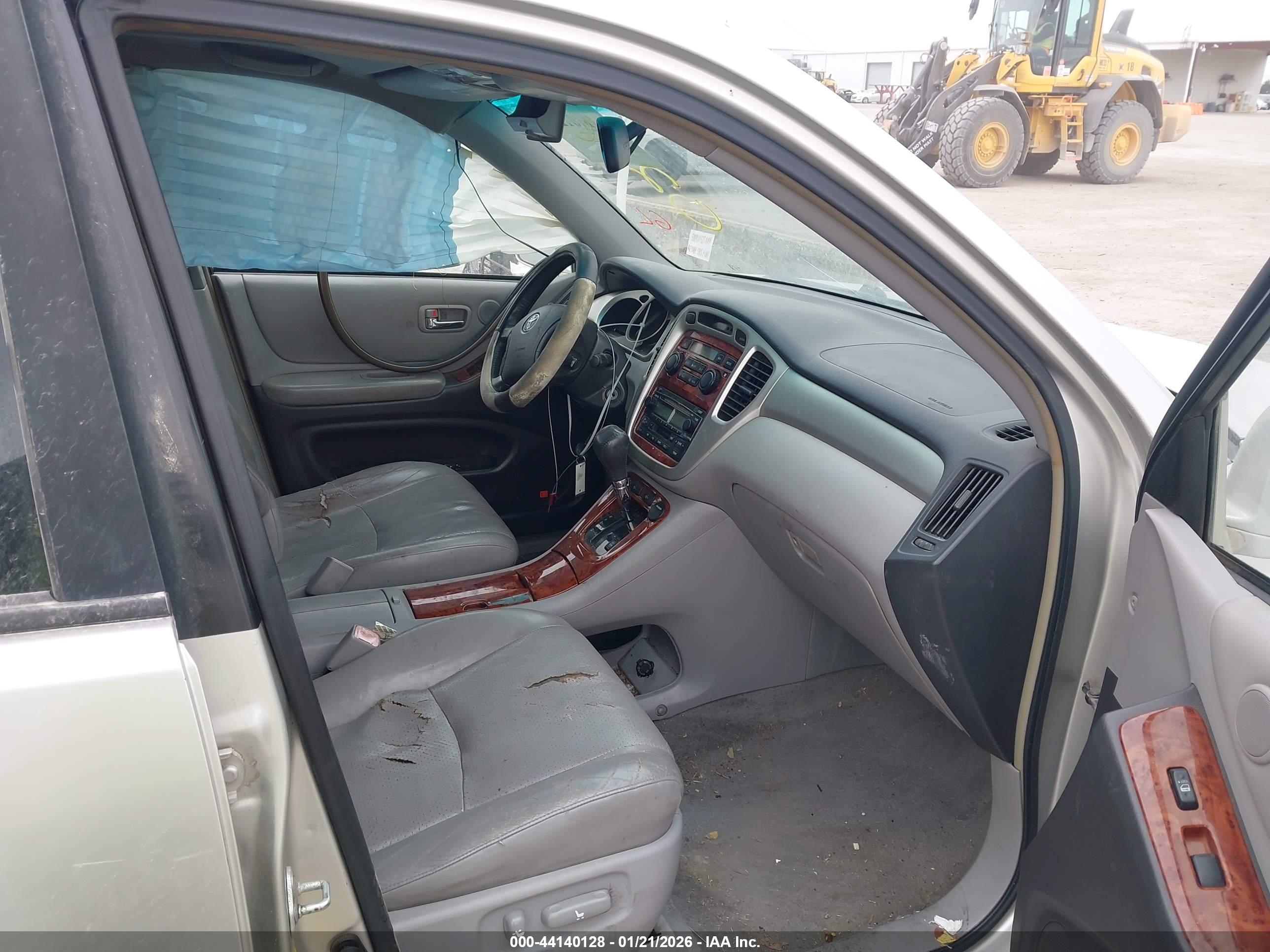 TOYOTA HIGHLANDER image 5