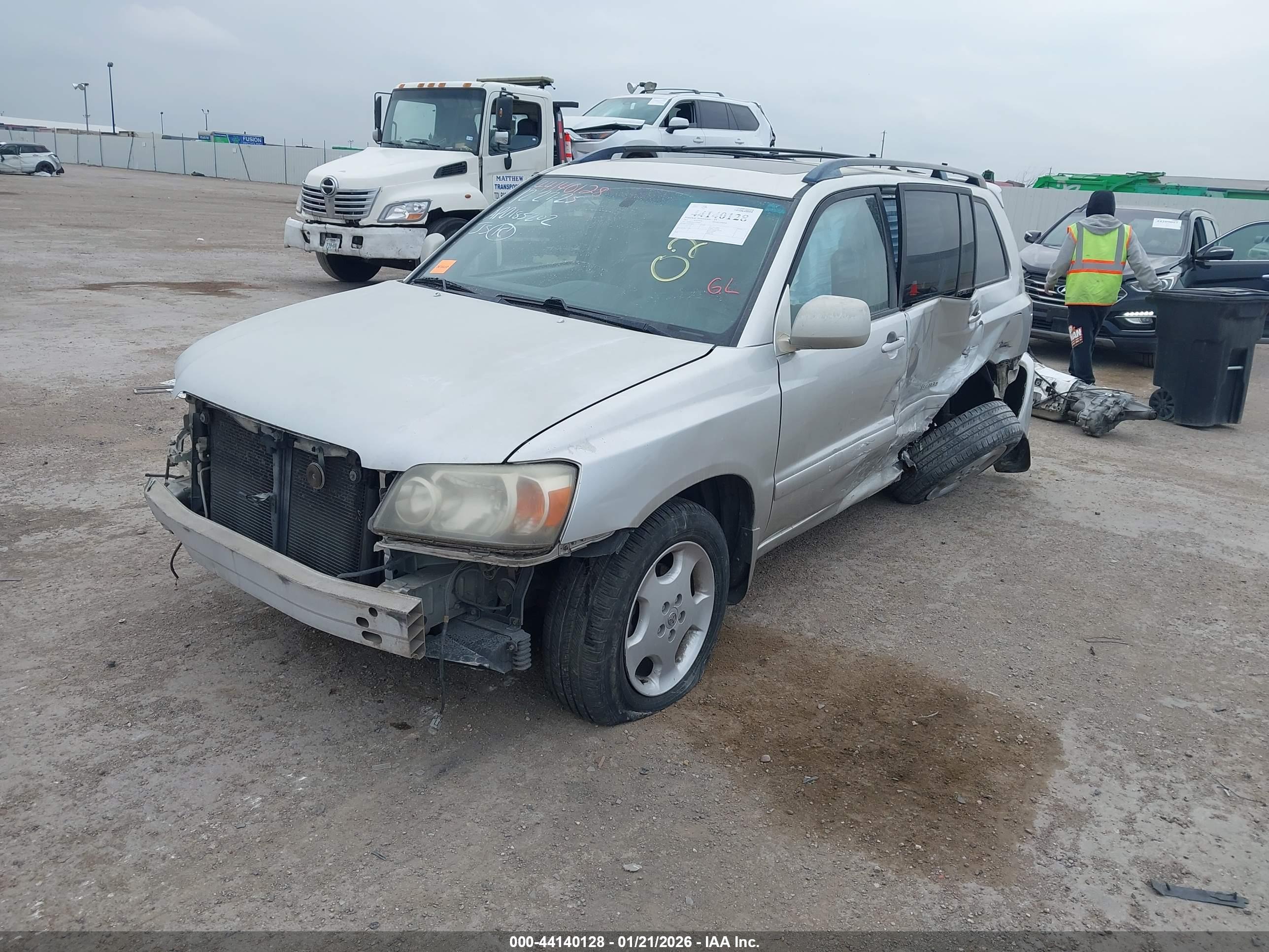 TOYOTA HIGHLANDER image 6