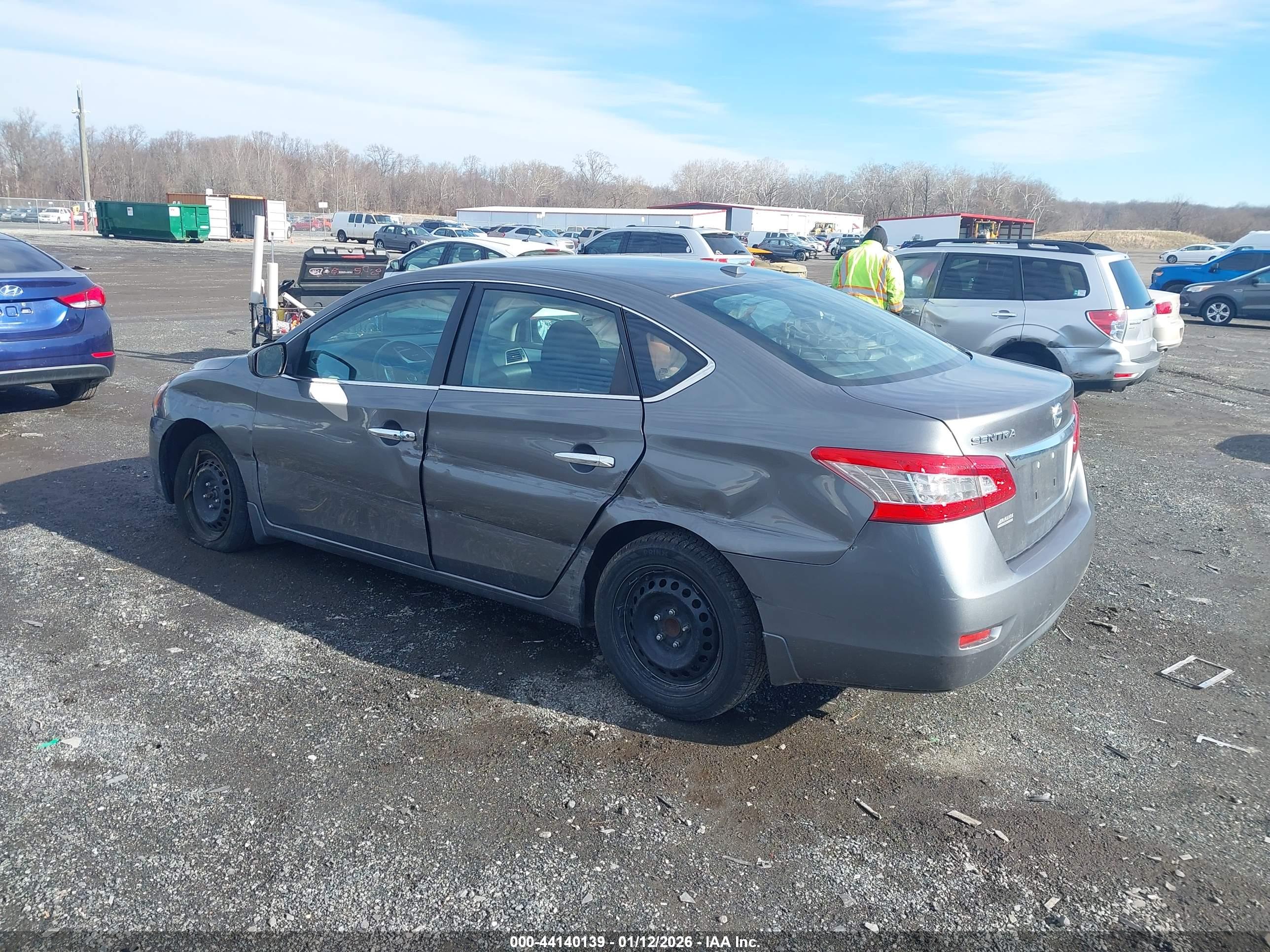 NISSAN SENTRA image 3