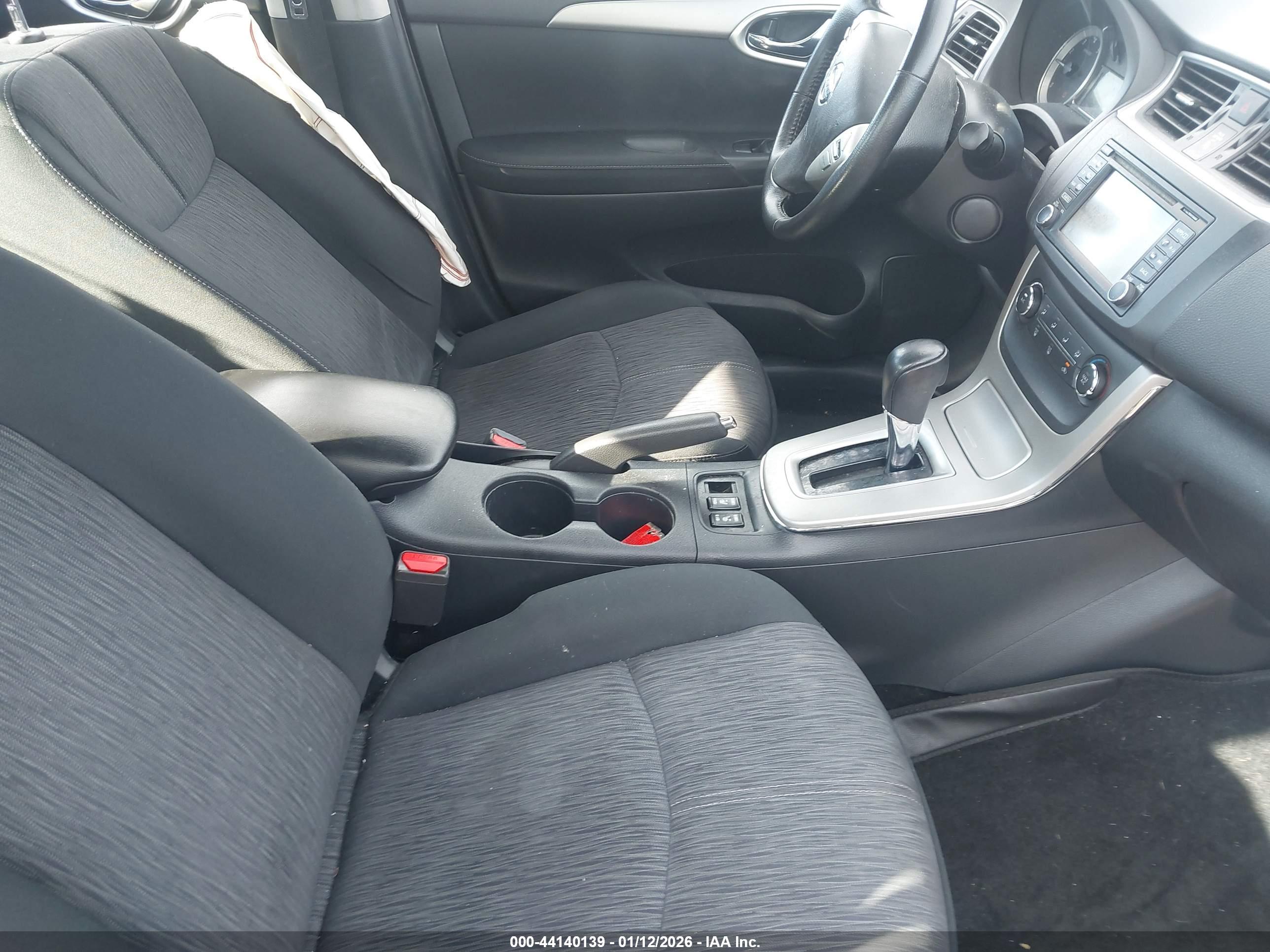 NISSAN SENTRA image 5