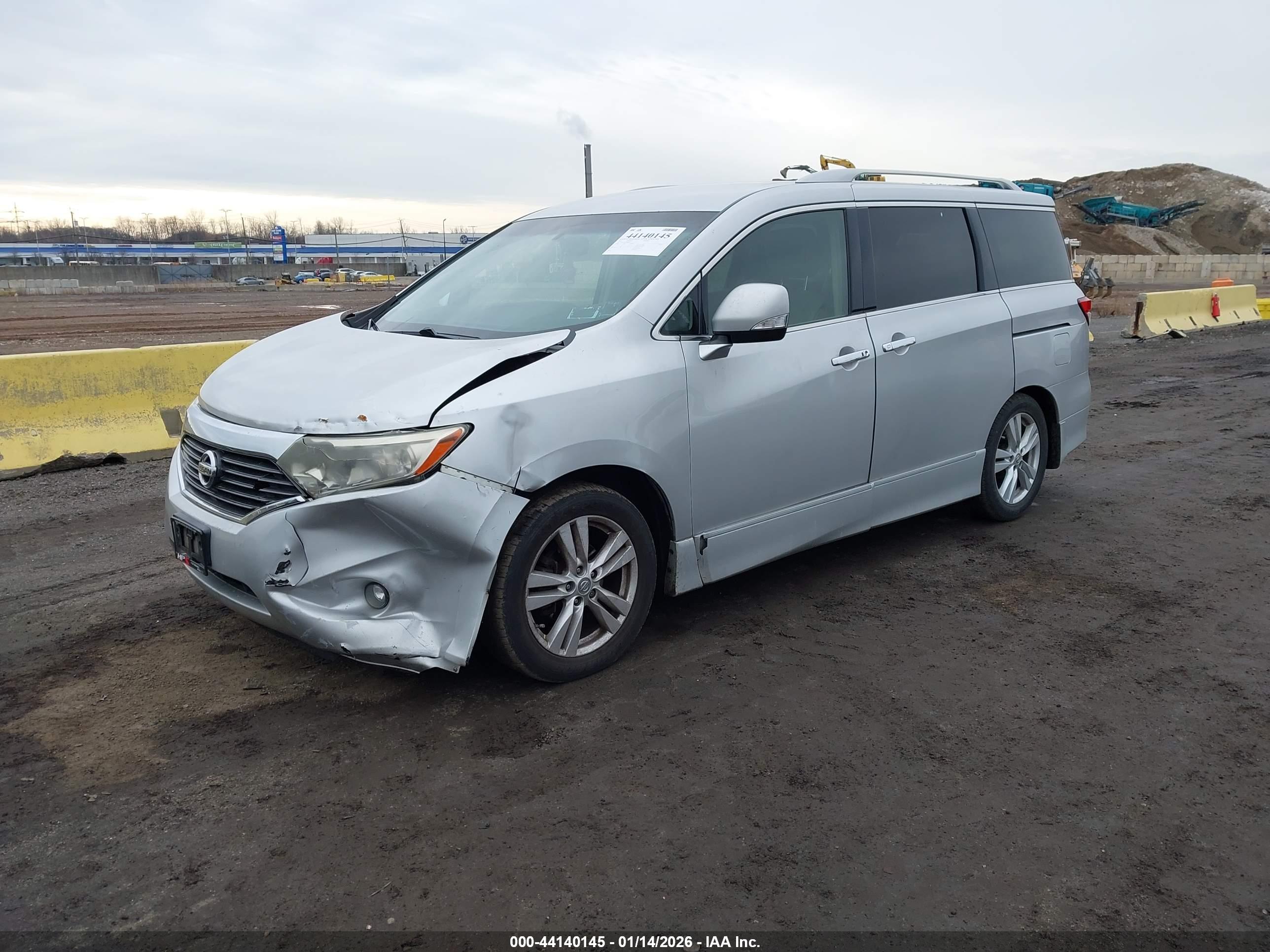NISSAN QUEST image 2