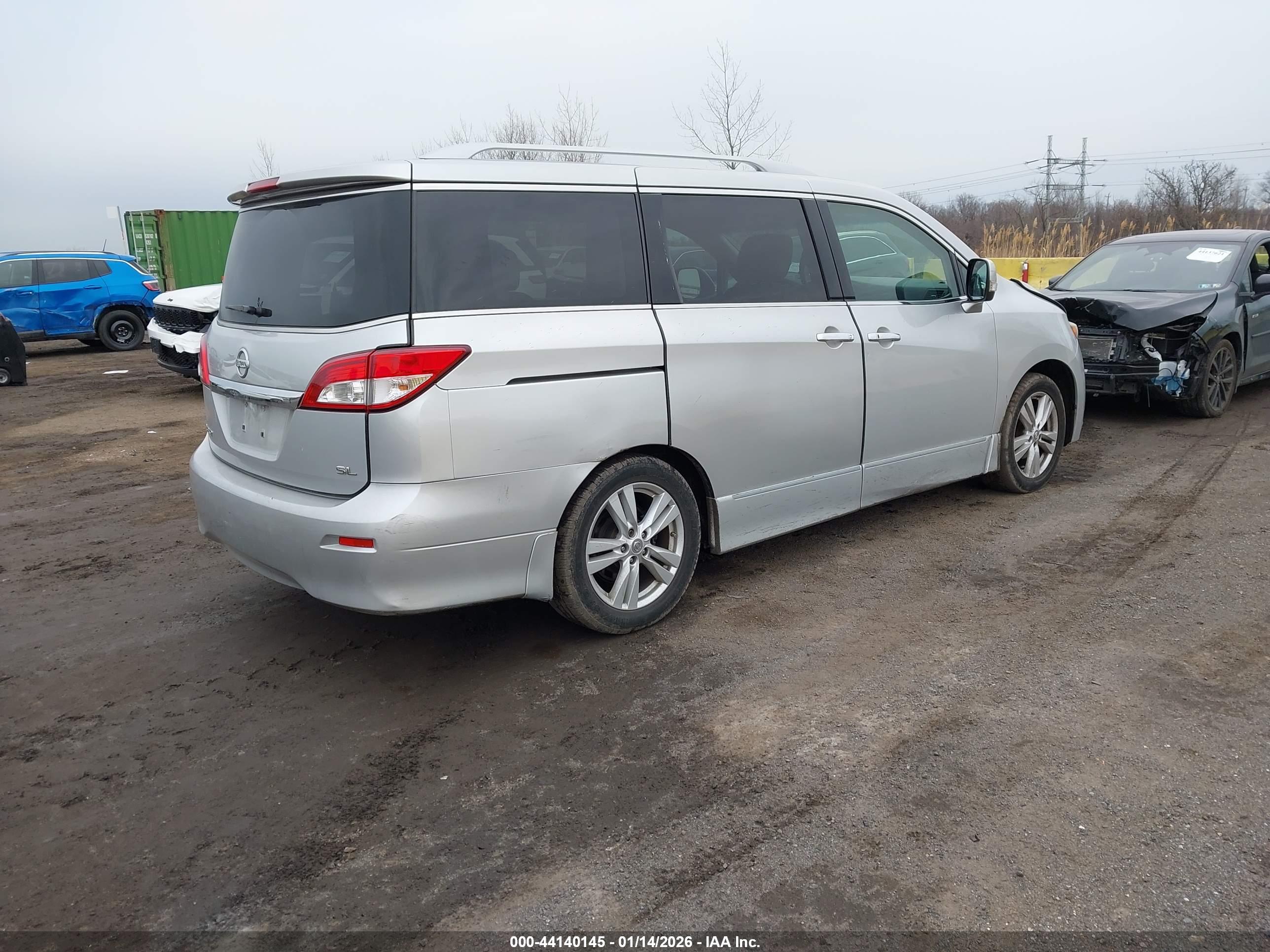 NISSAN QUEST image 4