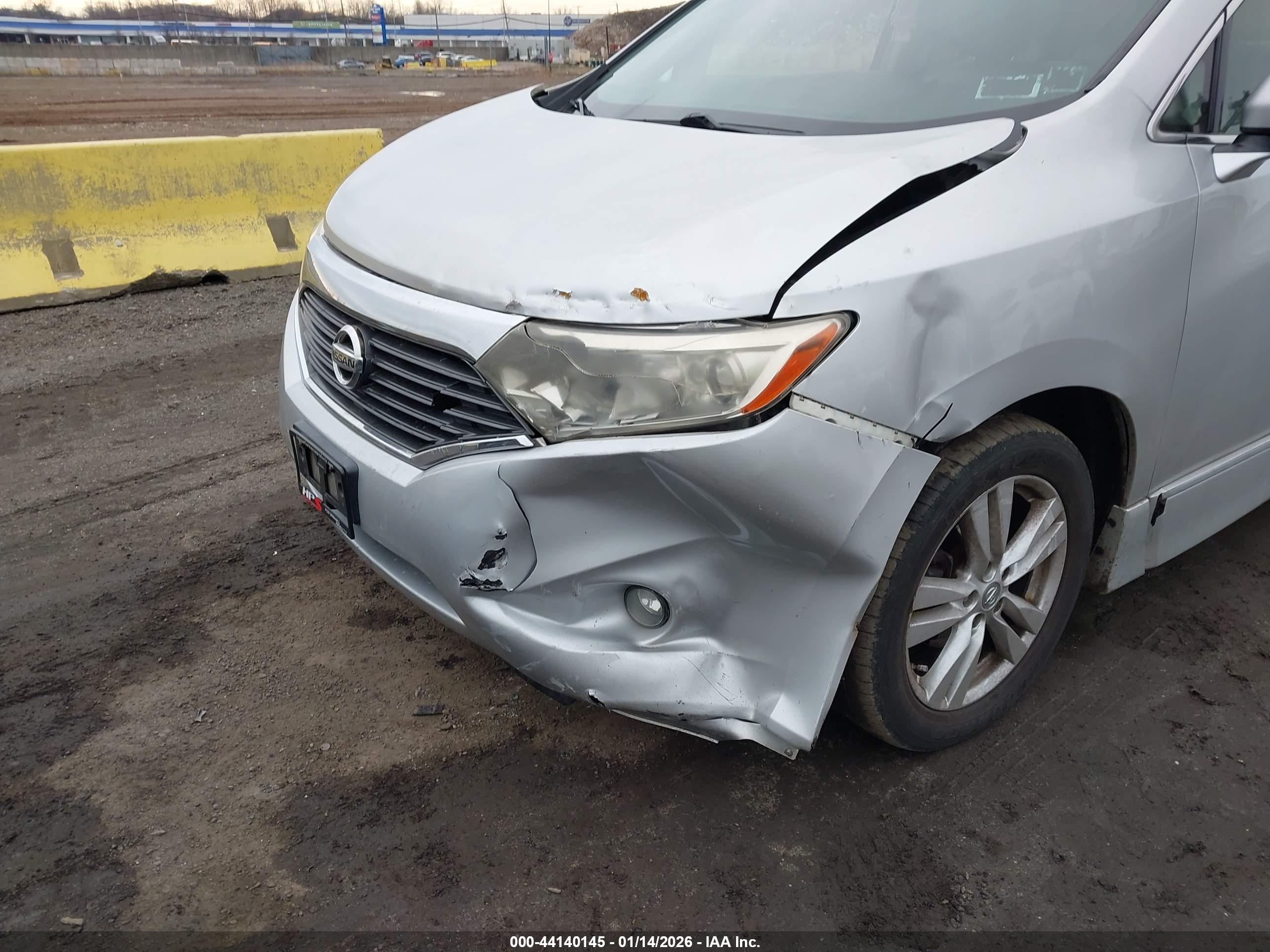NISSAN QUEST image 6