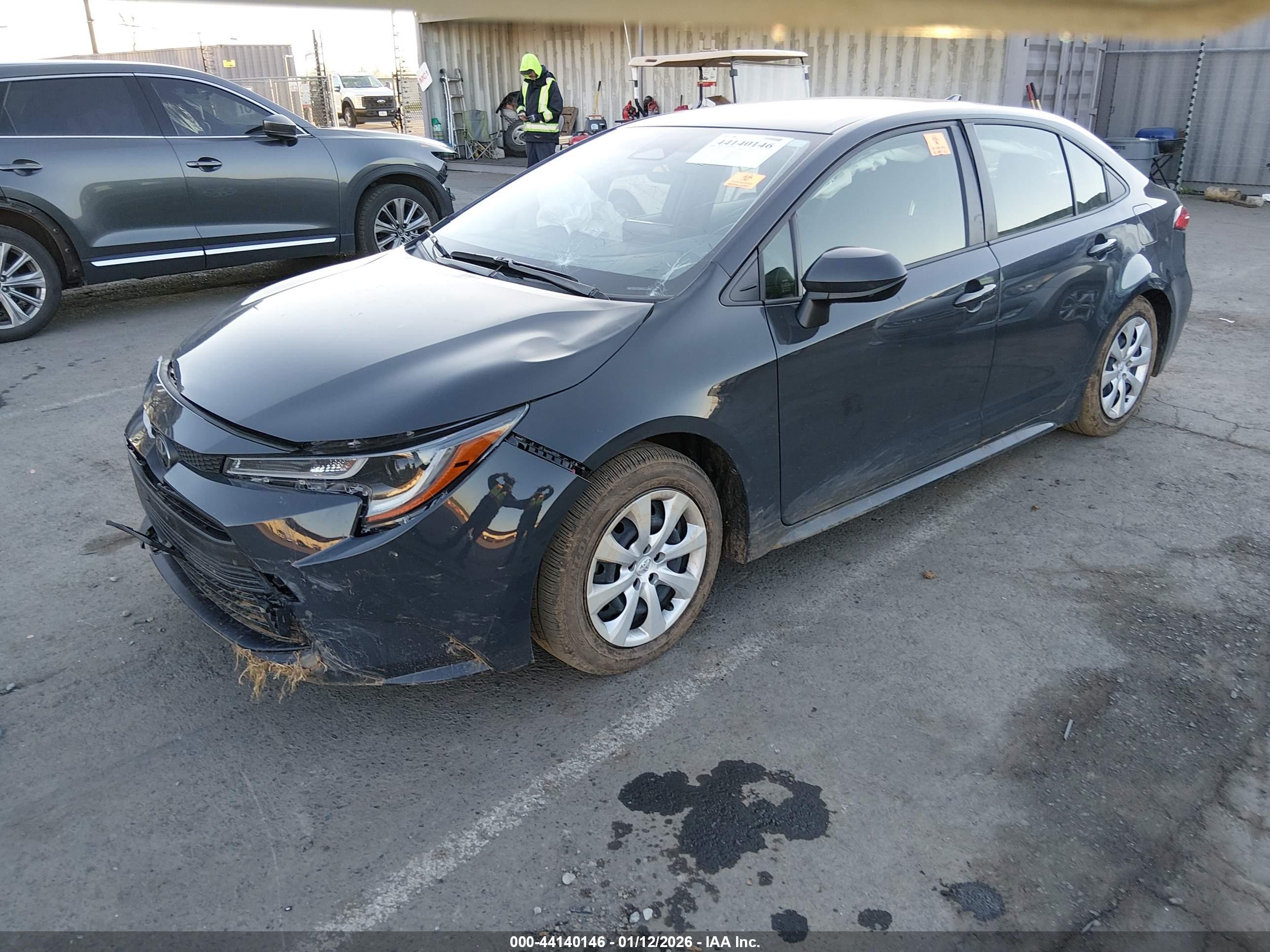 TOYOTA COROLLA image 2
