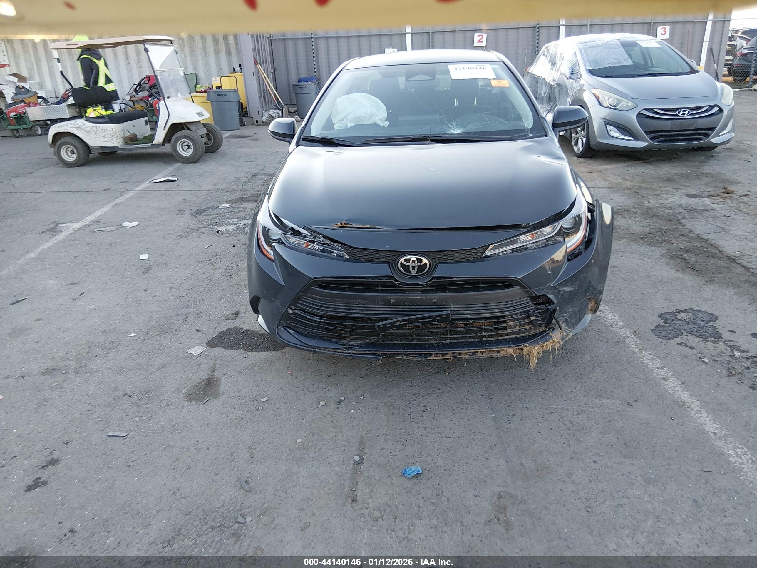 TOYOTA COROLLA image 6