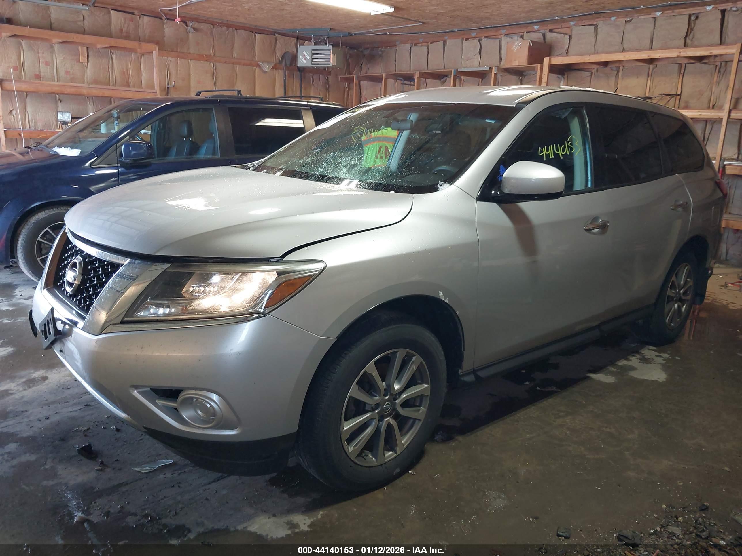 NISSAN PATHFINDER image 2