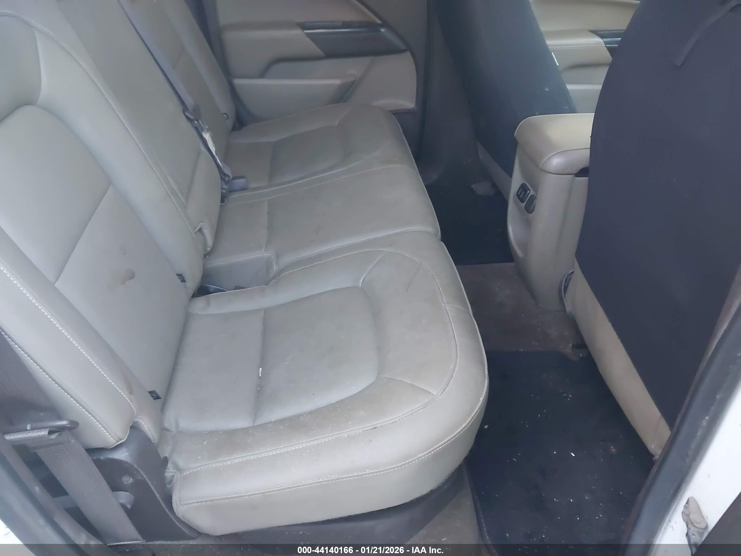 GMC CANYON image 8