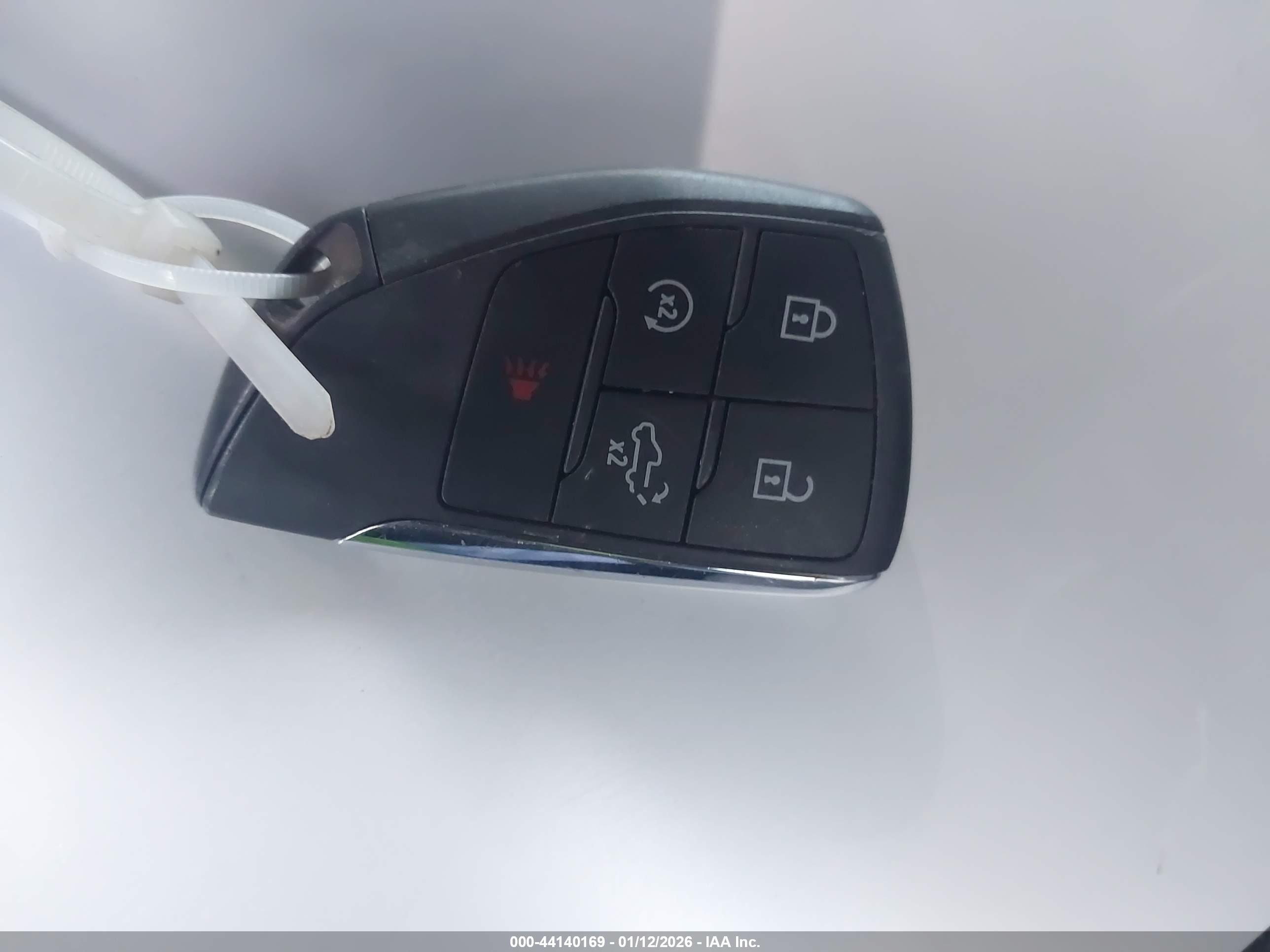 GMC SIERRA image 11