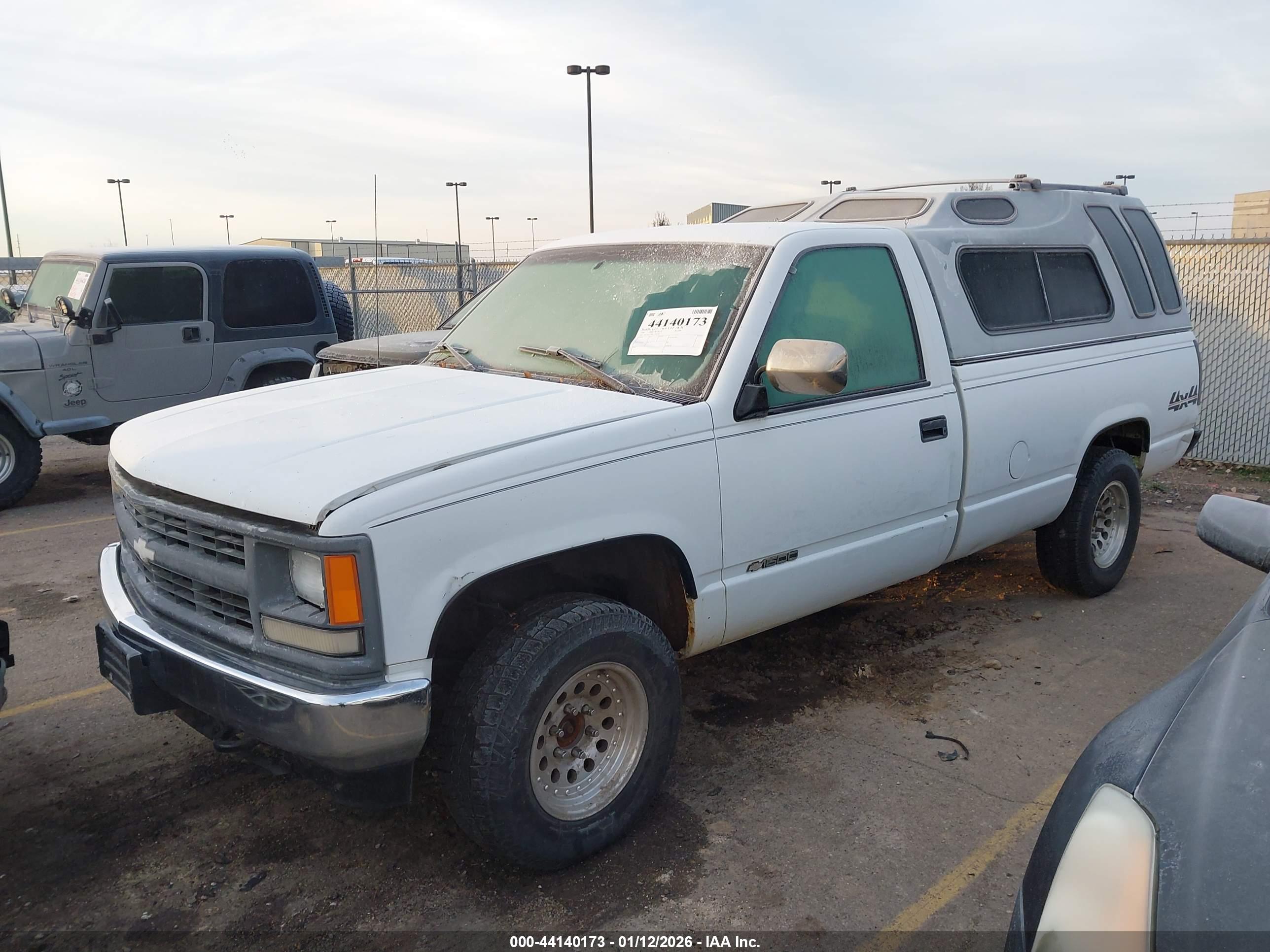 CHEVROLET K1500 image 2