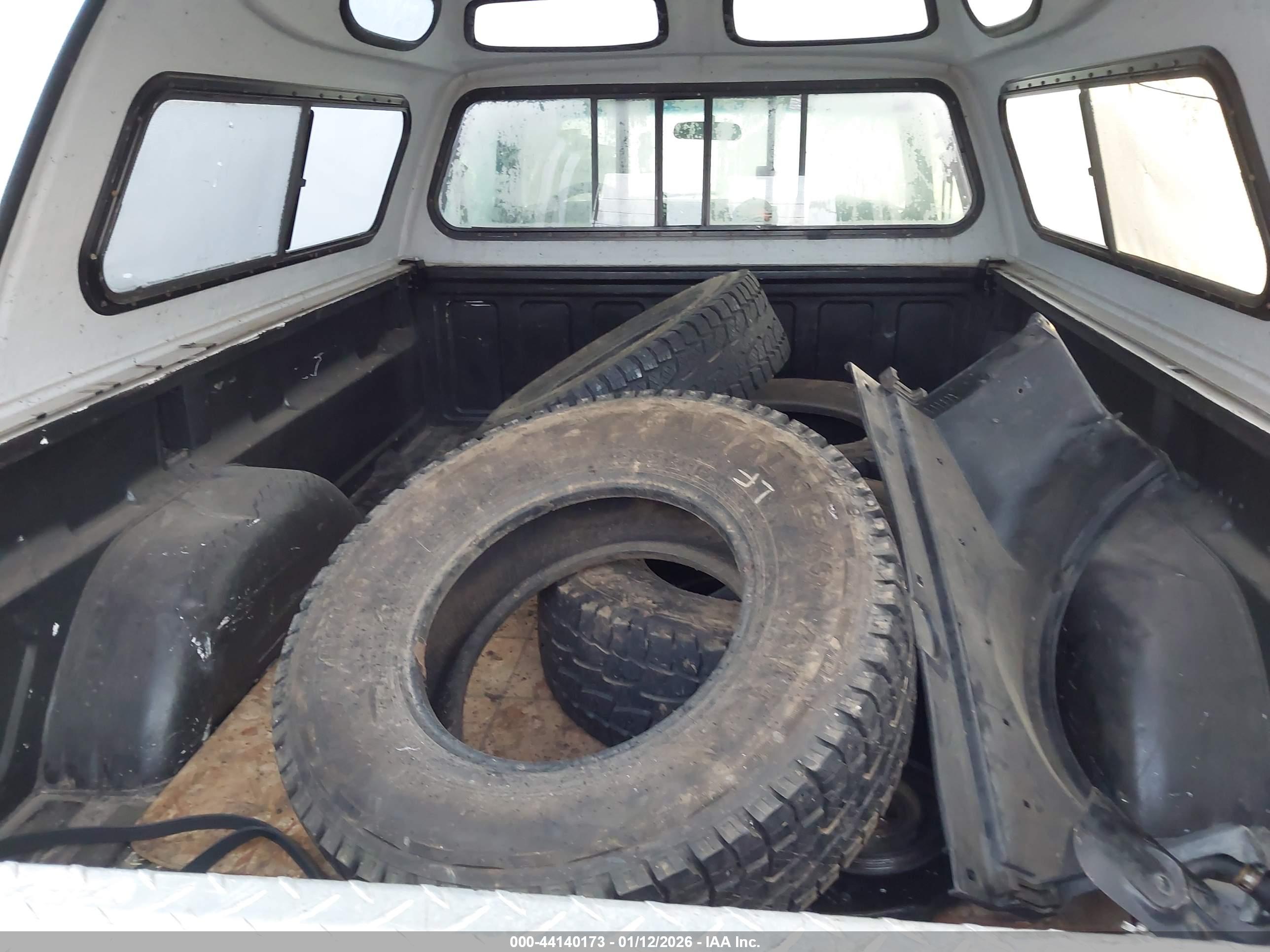 CHEVROLET K1500 image 8