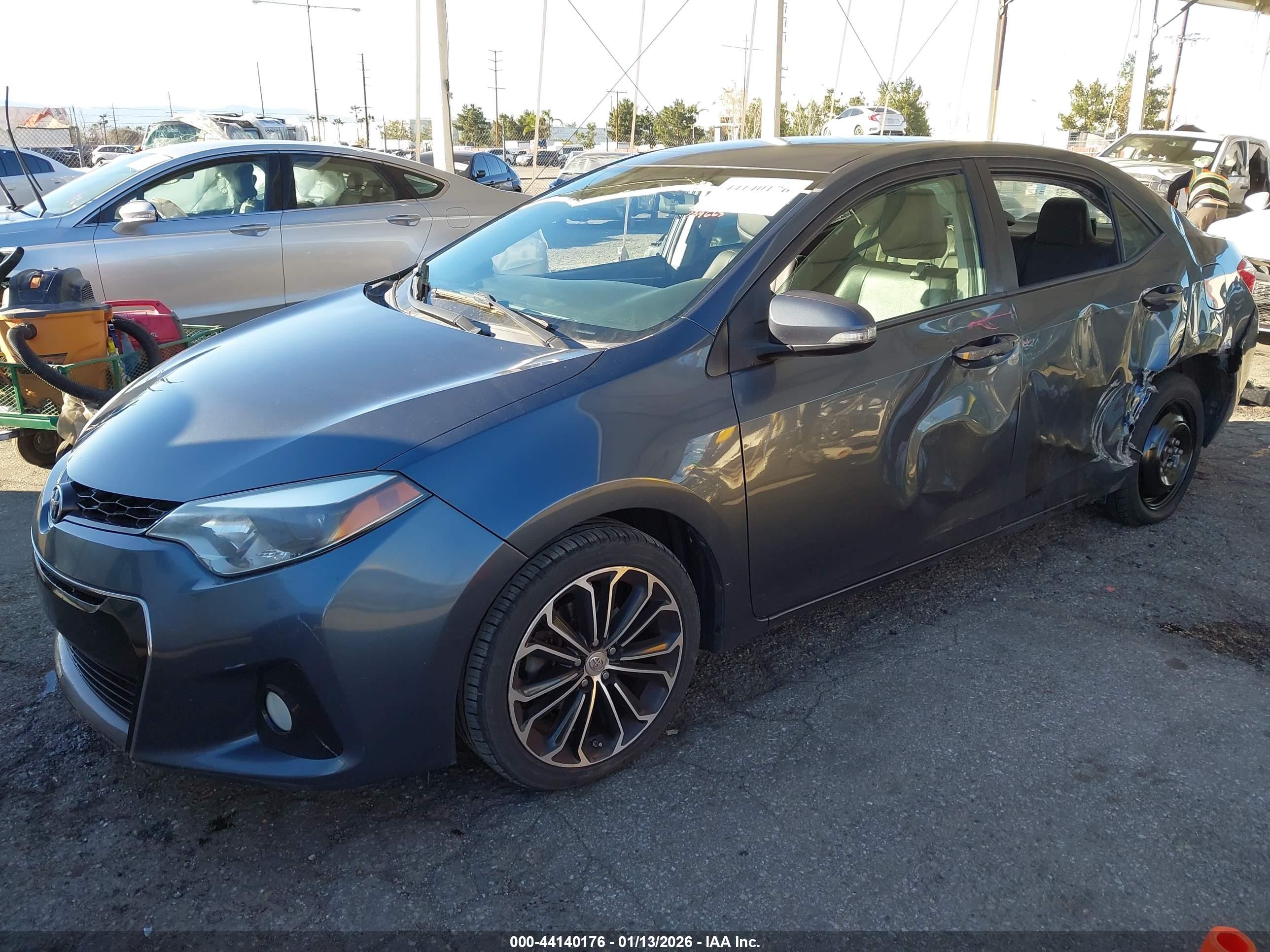 TOYOTA COROLLA image 2