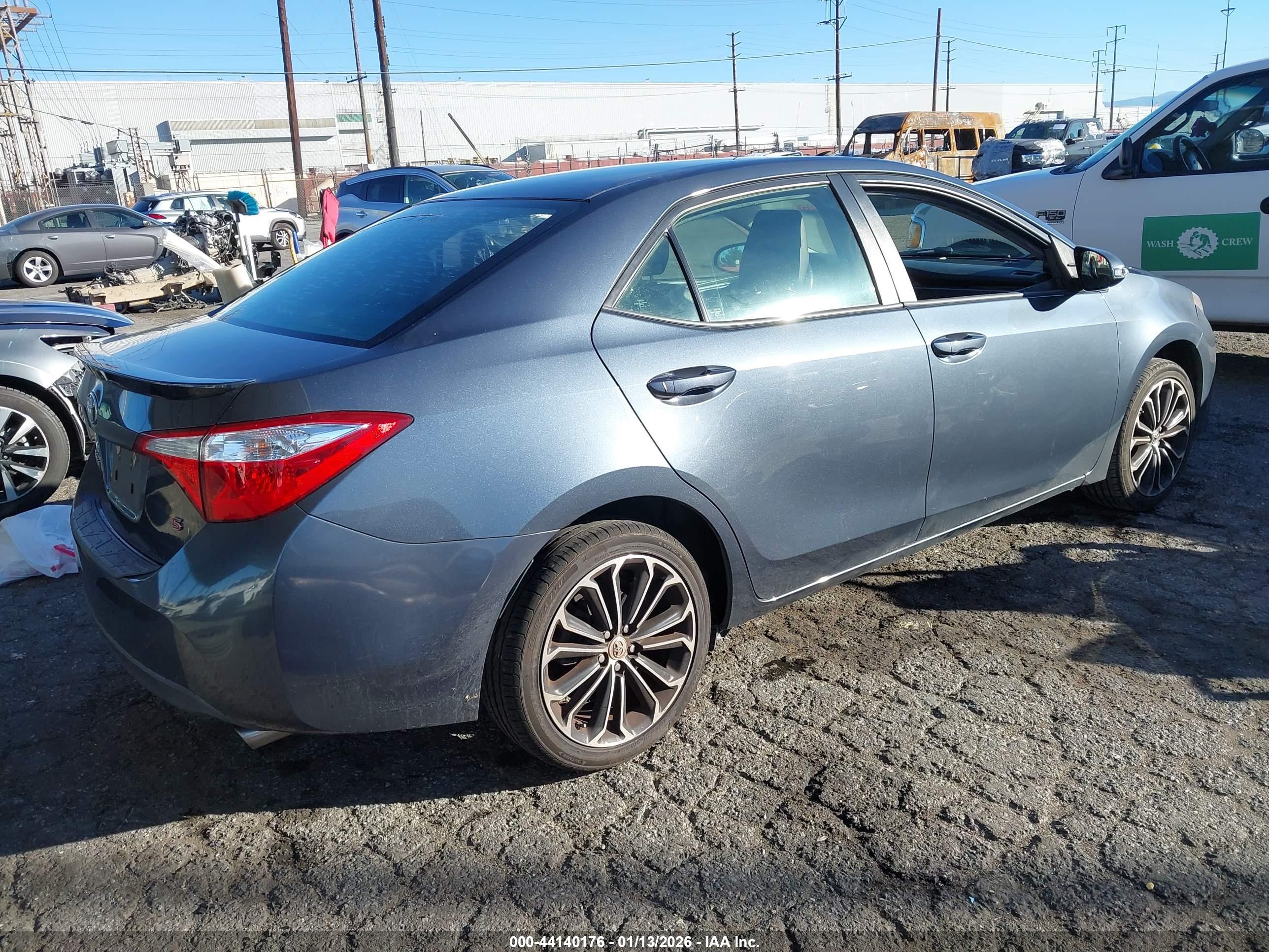 TOYOTA COROLLA image 4