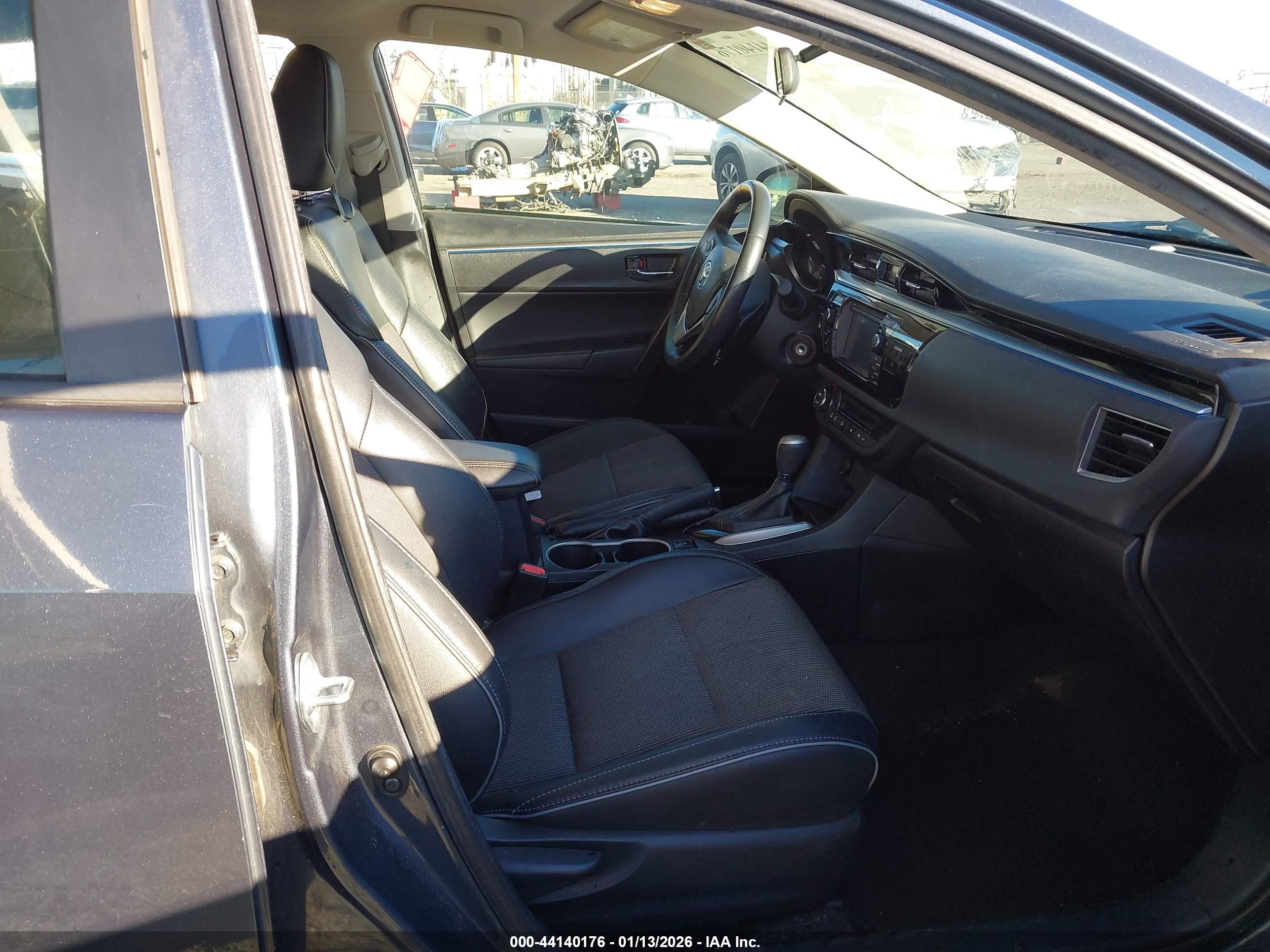 TOYOTA COROLLA image 5