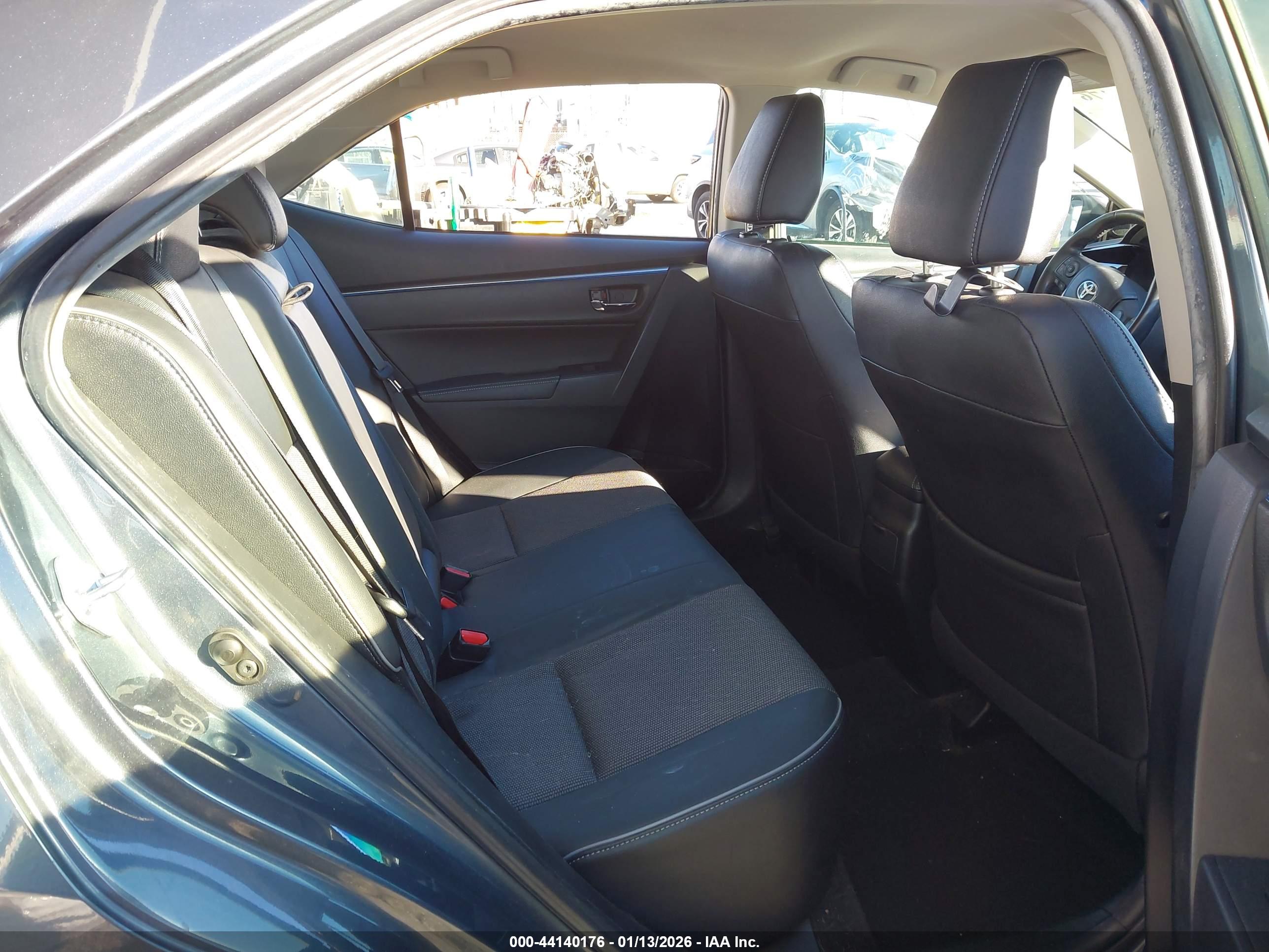 TOYOTA COROLLA image 8