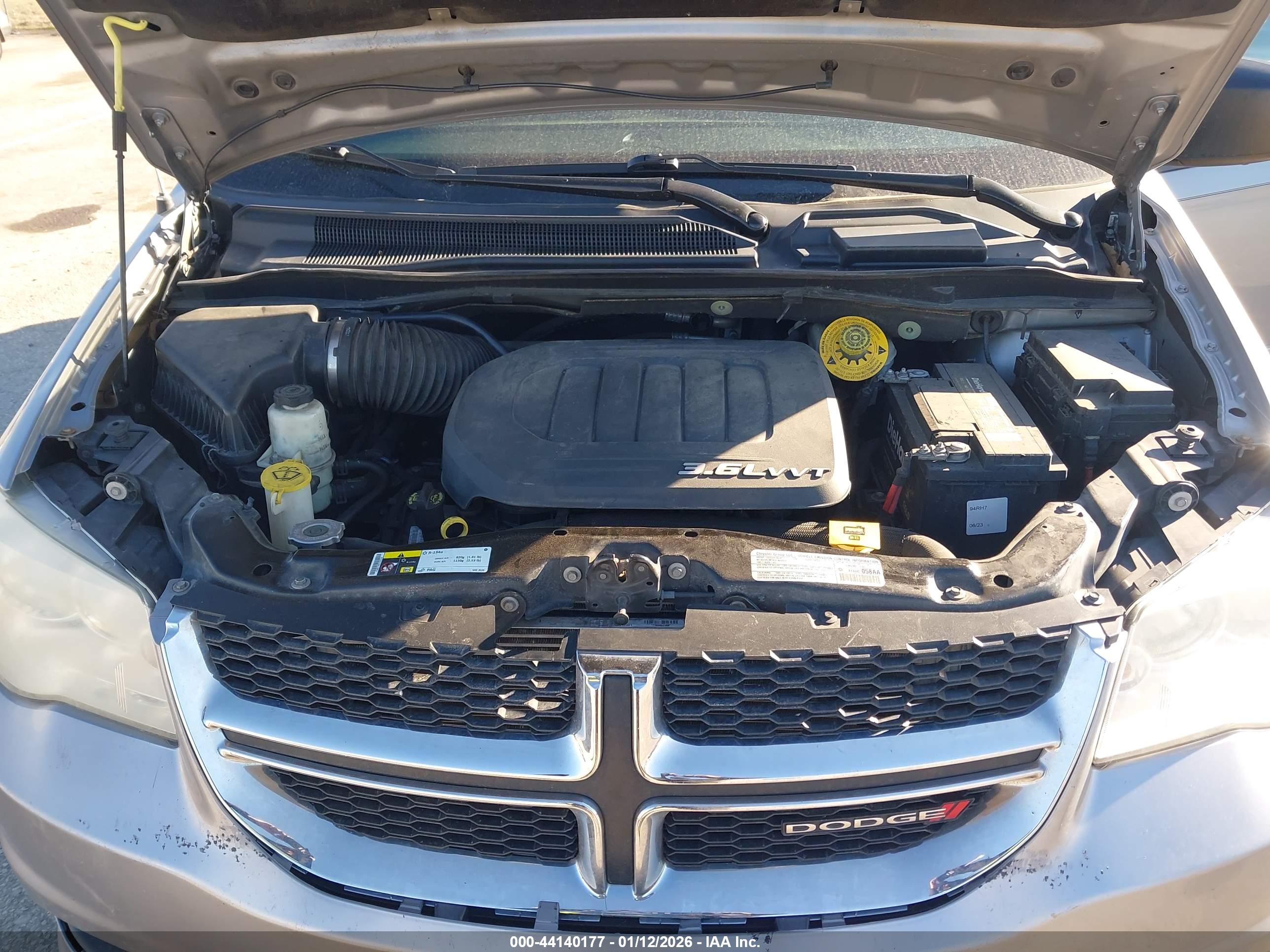 DODGE GRAND image 10