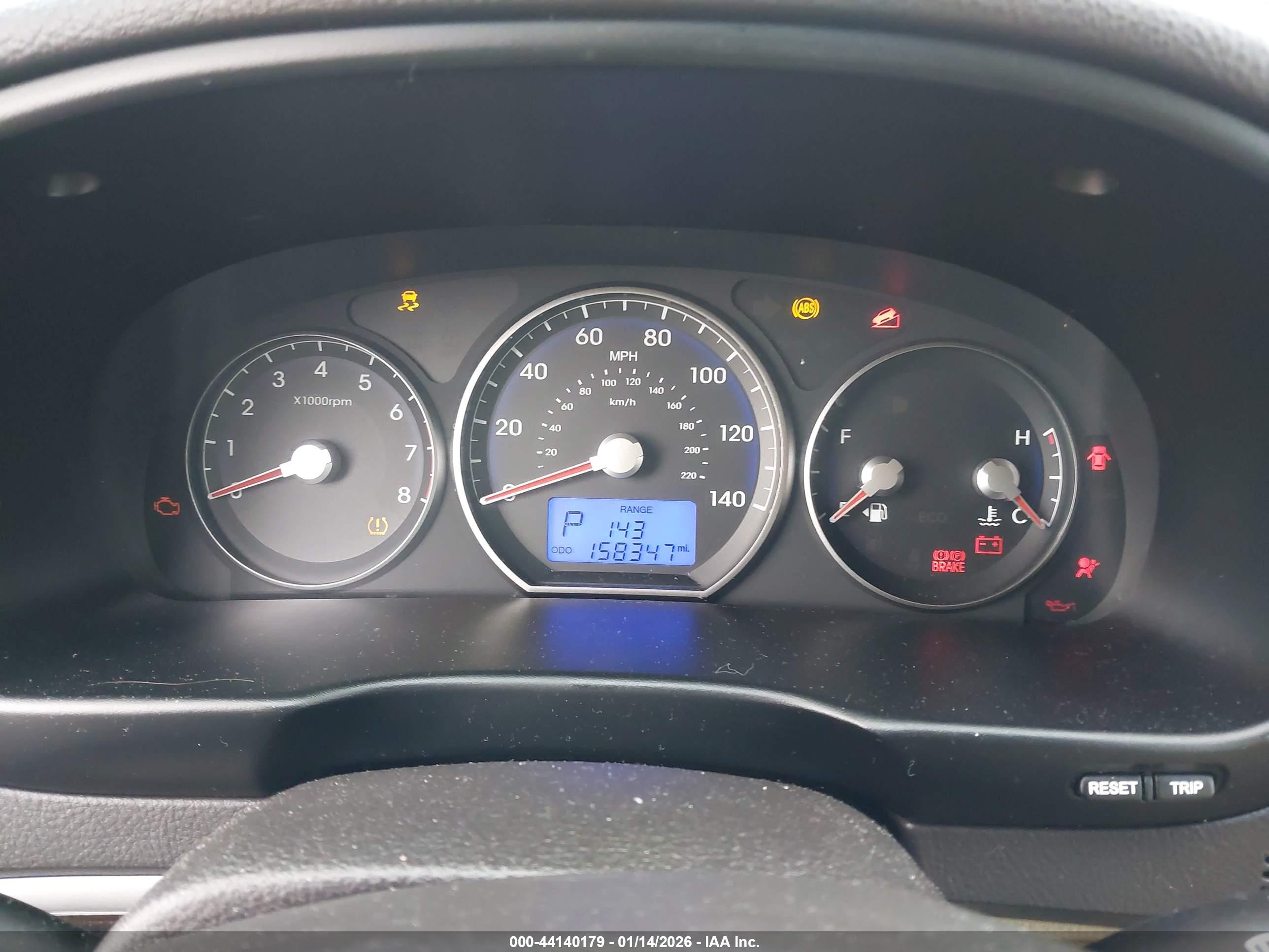 HYUNDAI SANTA image 7