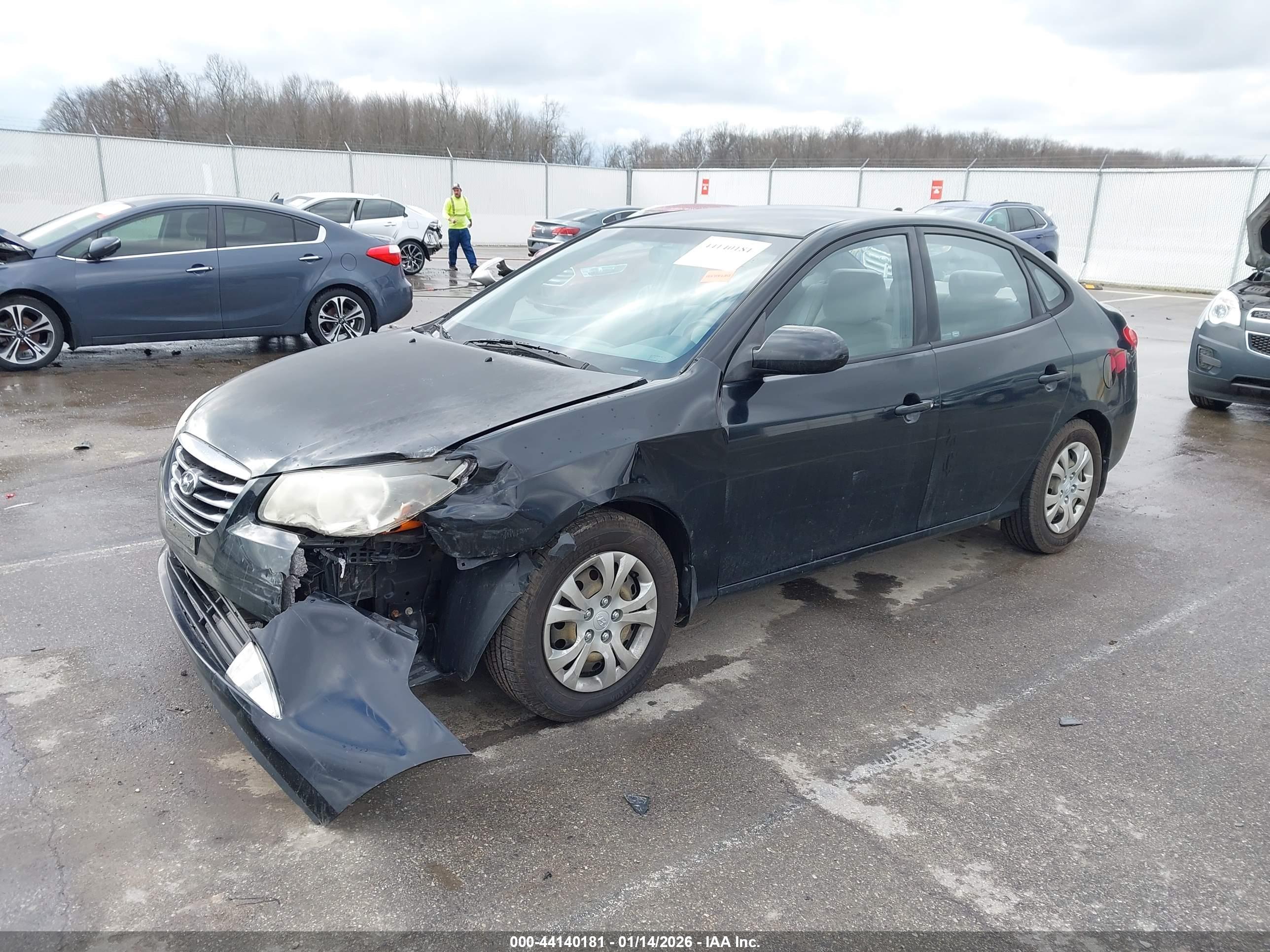 HYUNDAI ELANTRA image 2