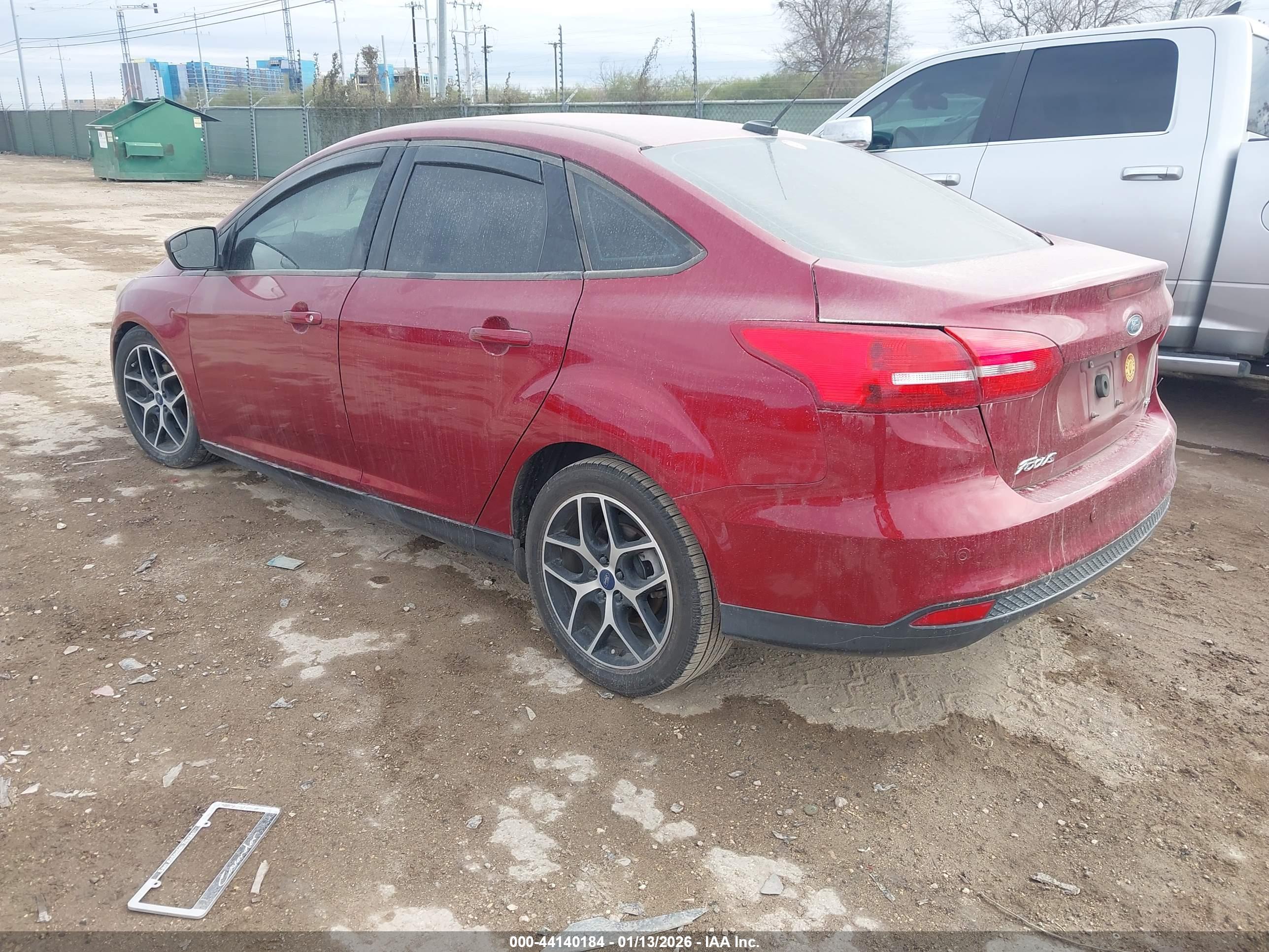 FORD FOCUS image 3