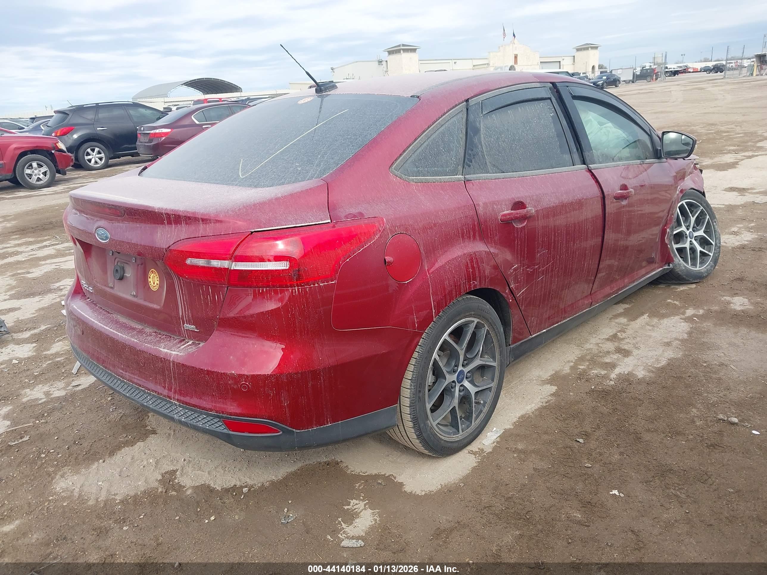 FORD FOCUS image 4