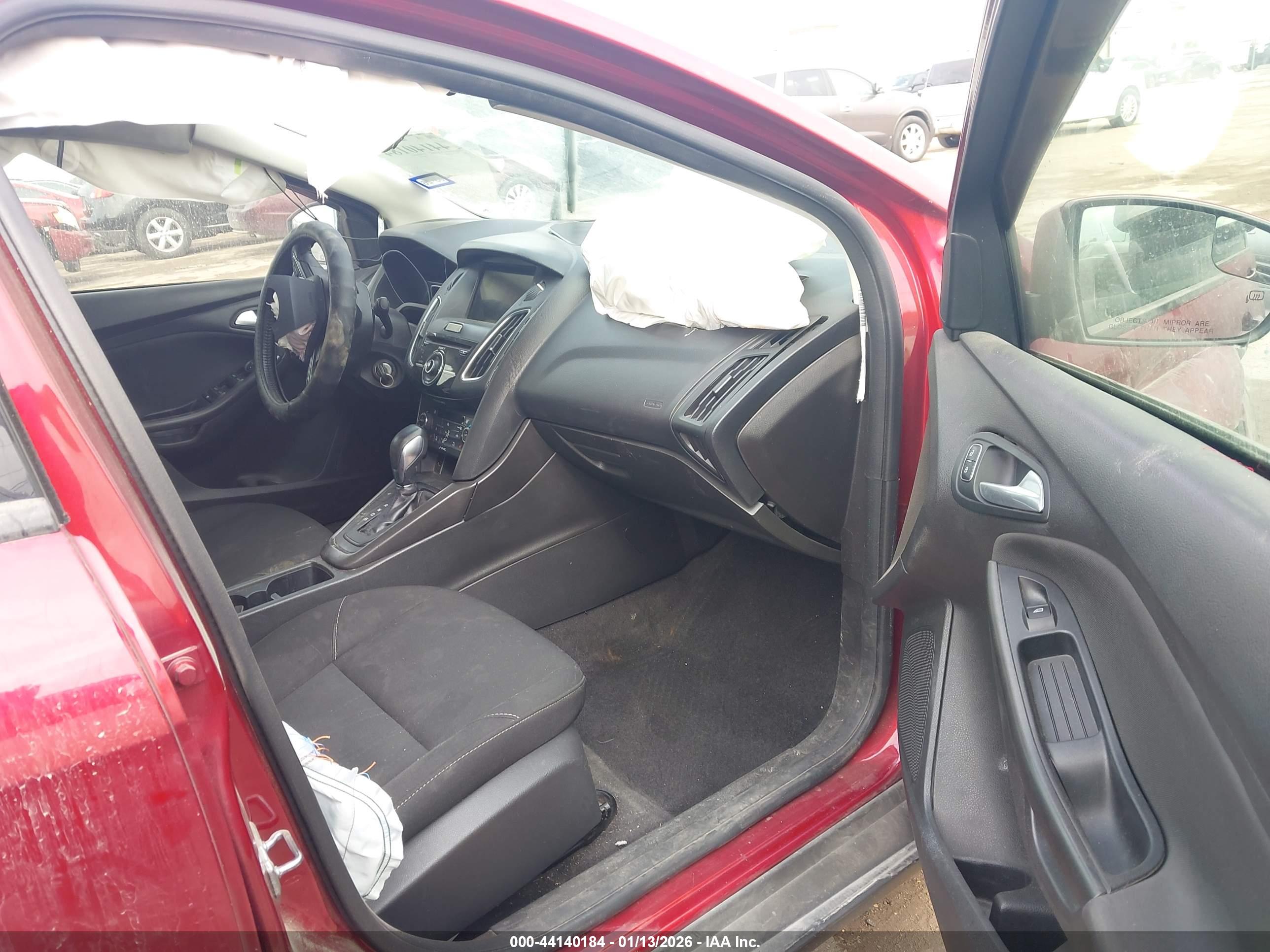 FORD FOCUS image 5