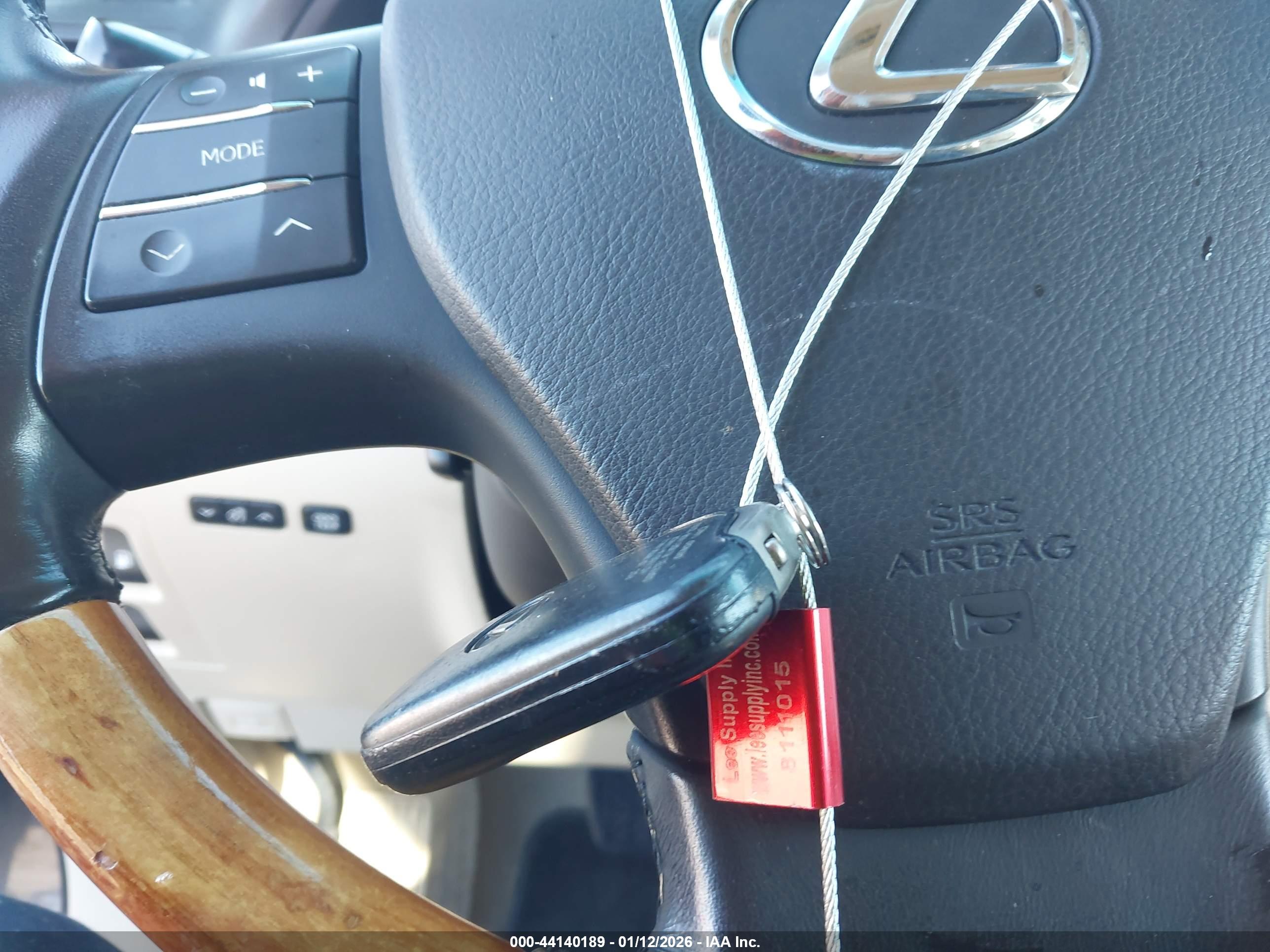 LEXUS RX image 11