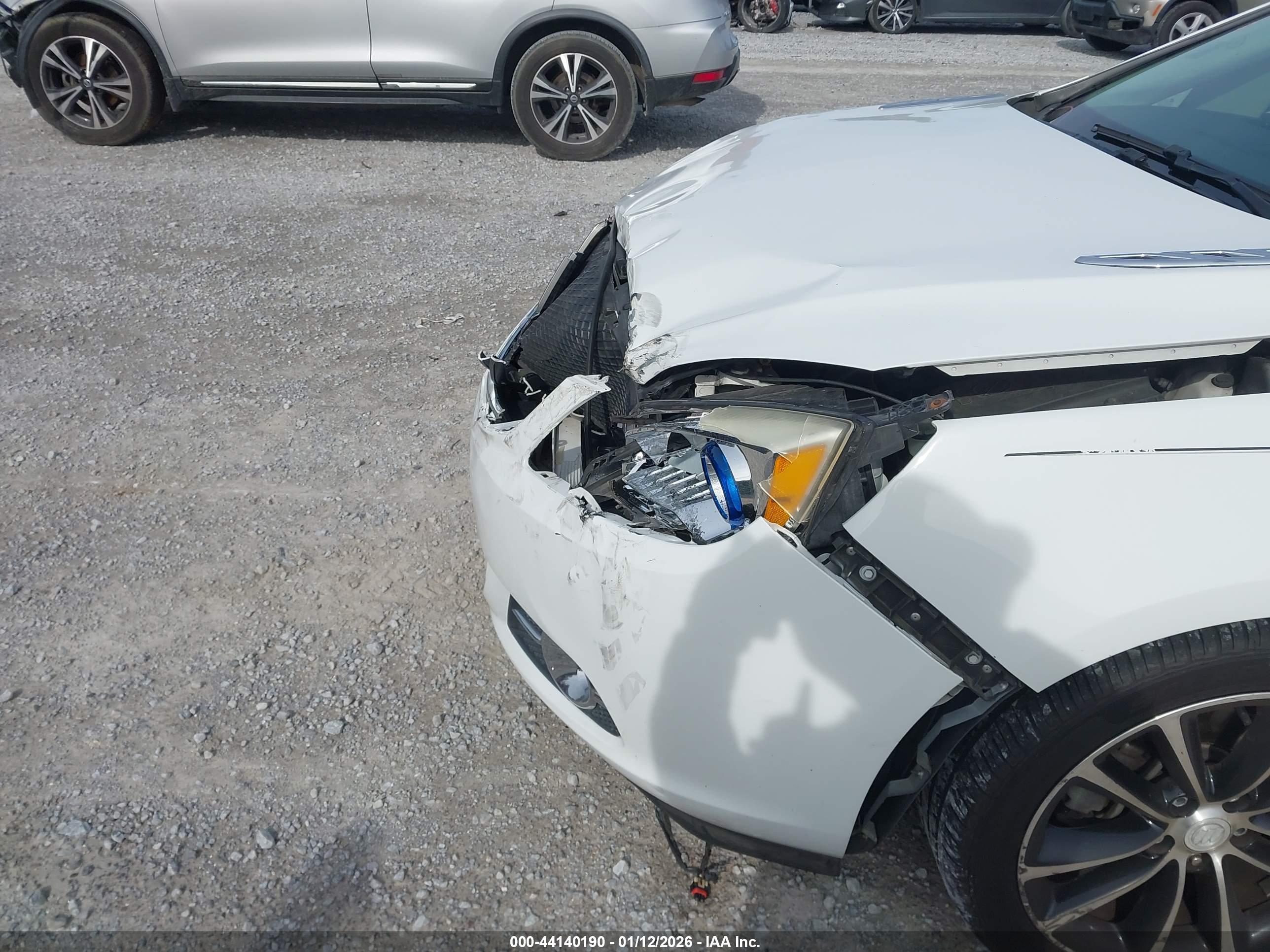 BUICK VERANO image 6