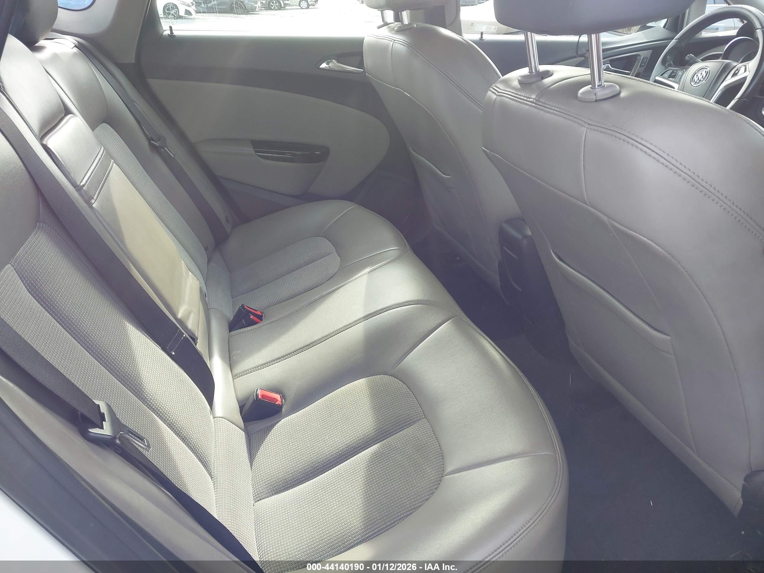 BUICK VERANO image 8