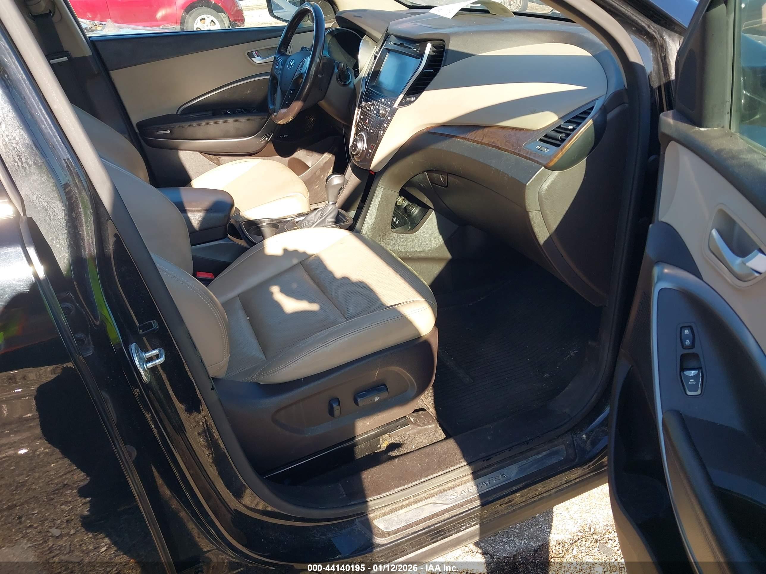HYUNDAI SANTA image 5