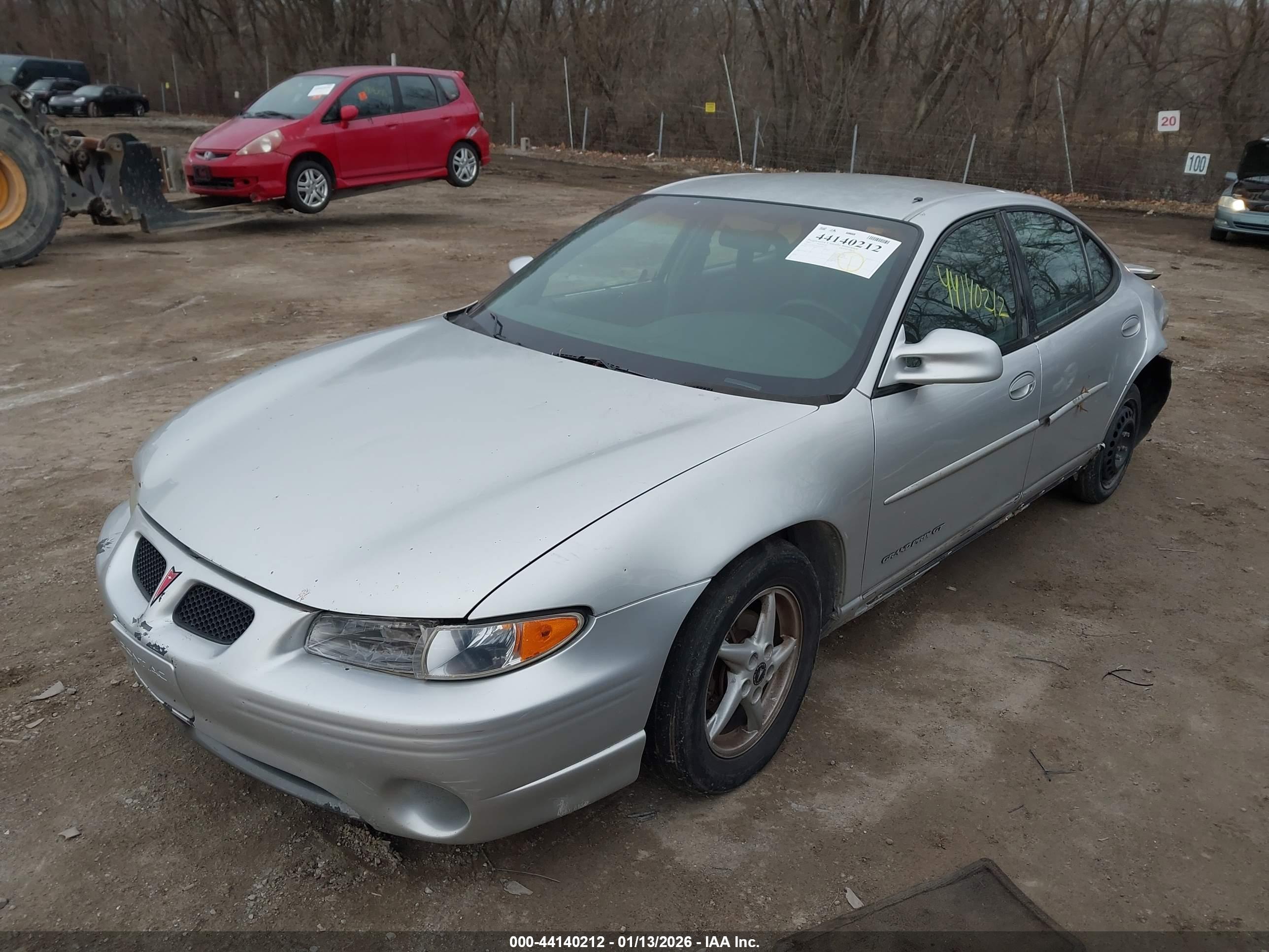 PONTIAC GRAND image 2