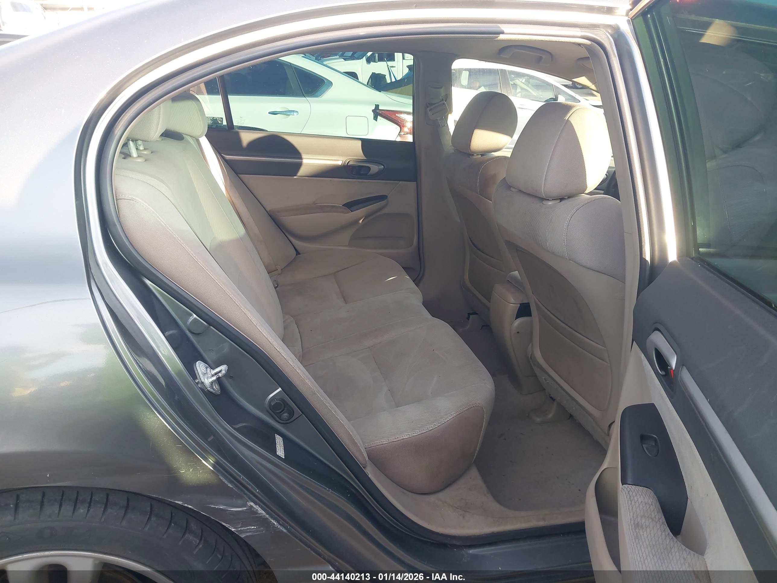 HONDA CIVIC image 8