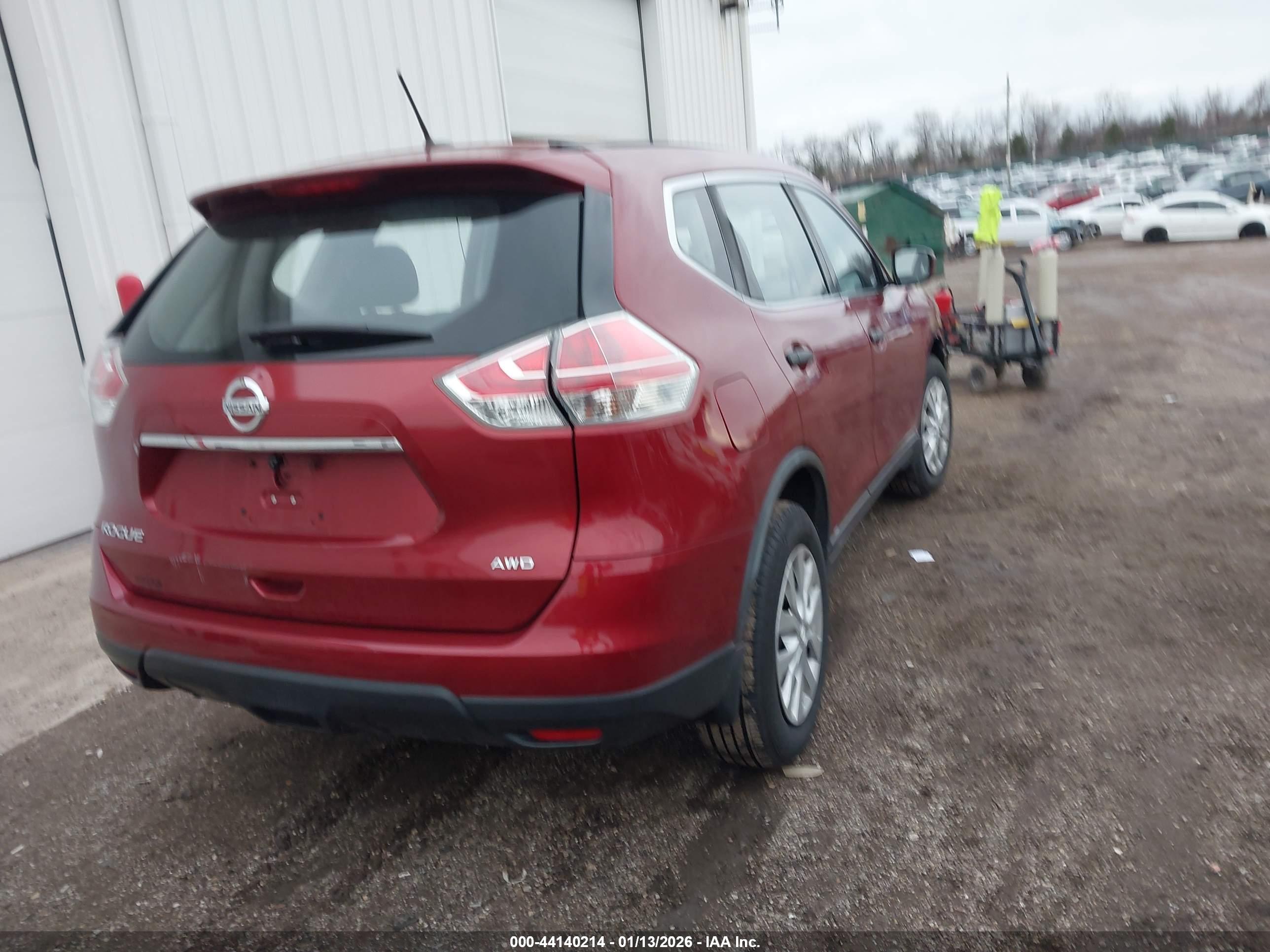 NISSAN ROGUE image 4