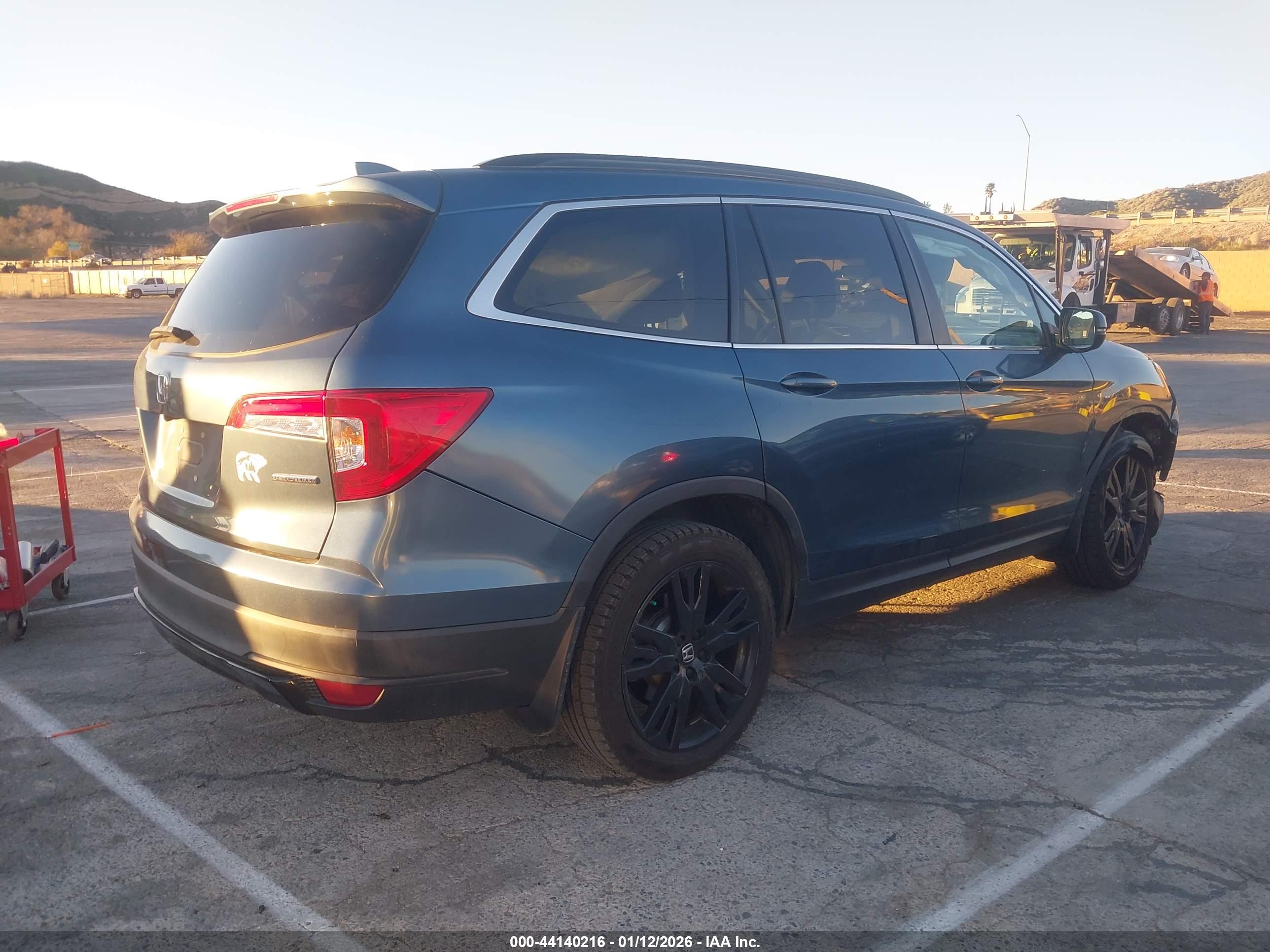 HONDA PILOT image 4