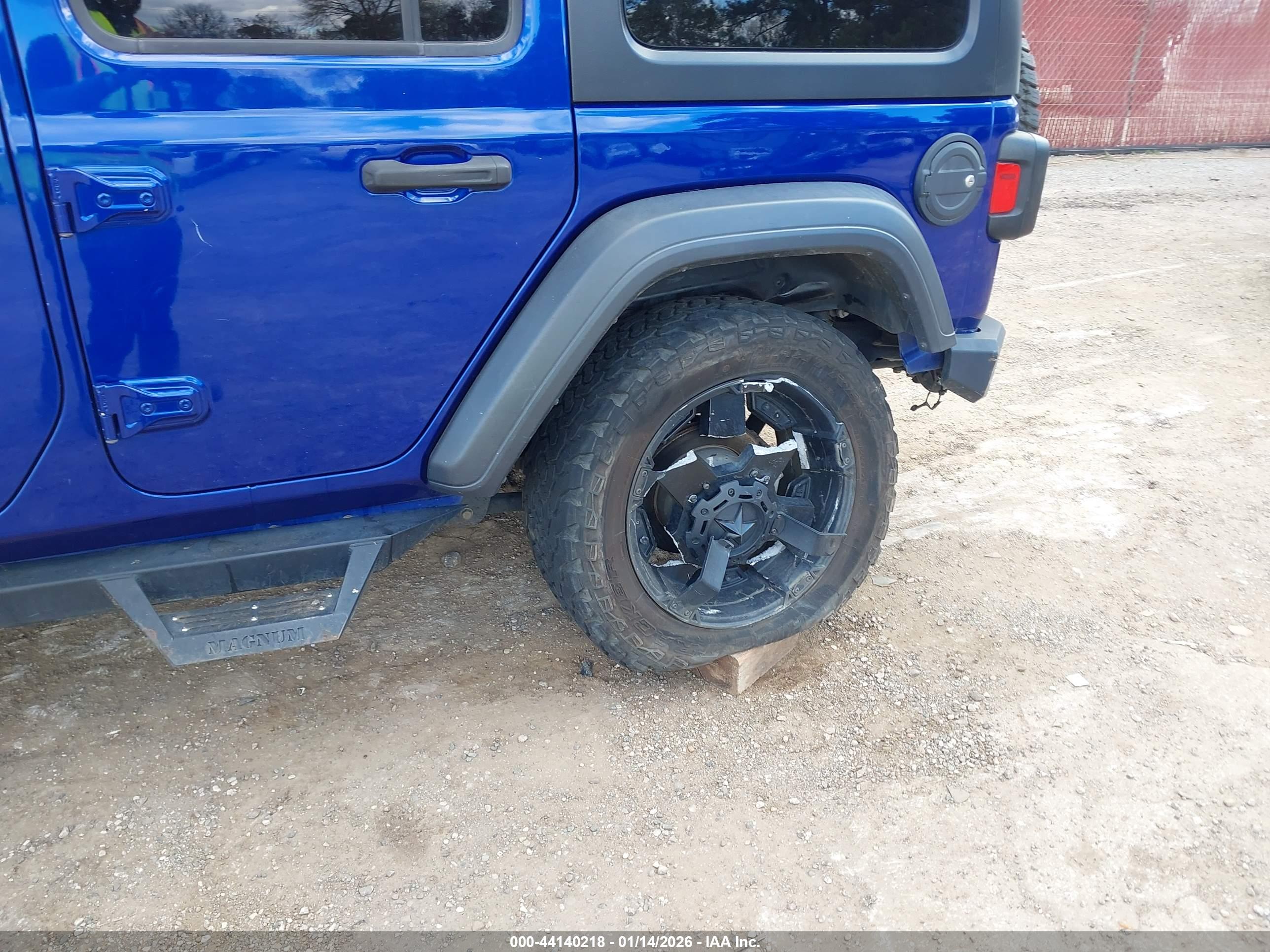JEEP WRANGLER image 6