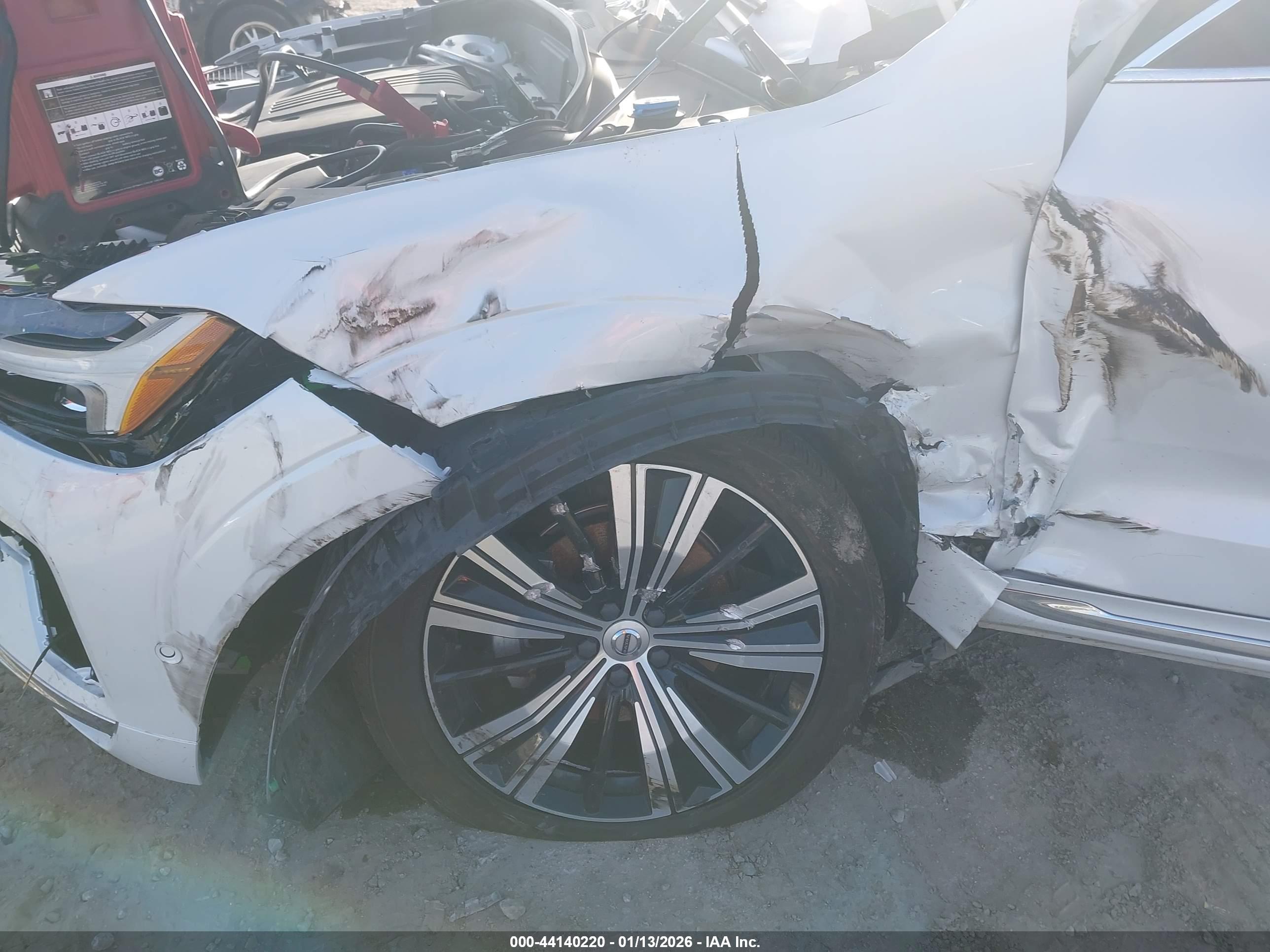 VOLVO XC60 image 6
