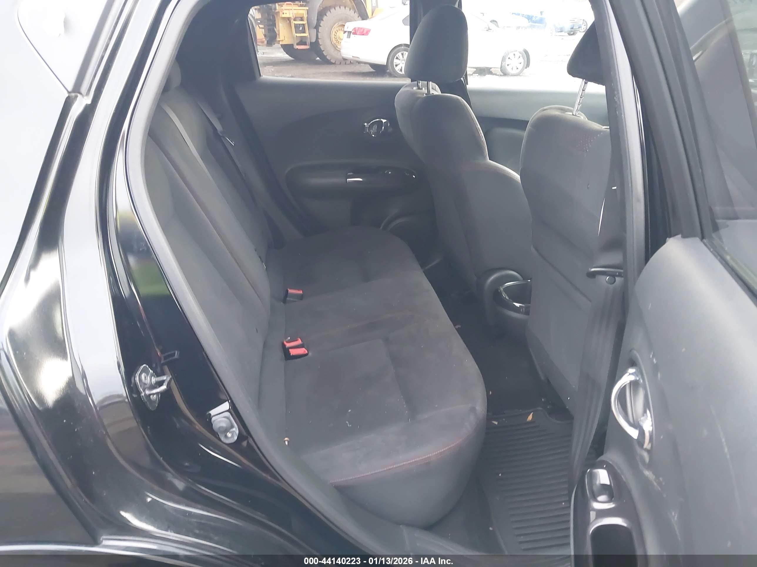NISSAN JUKE image 8
