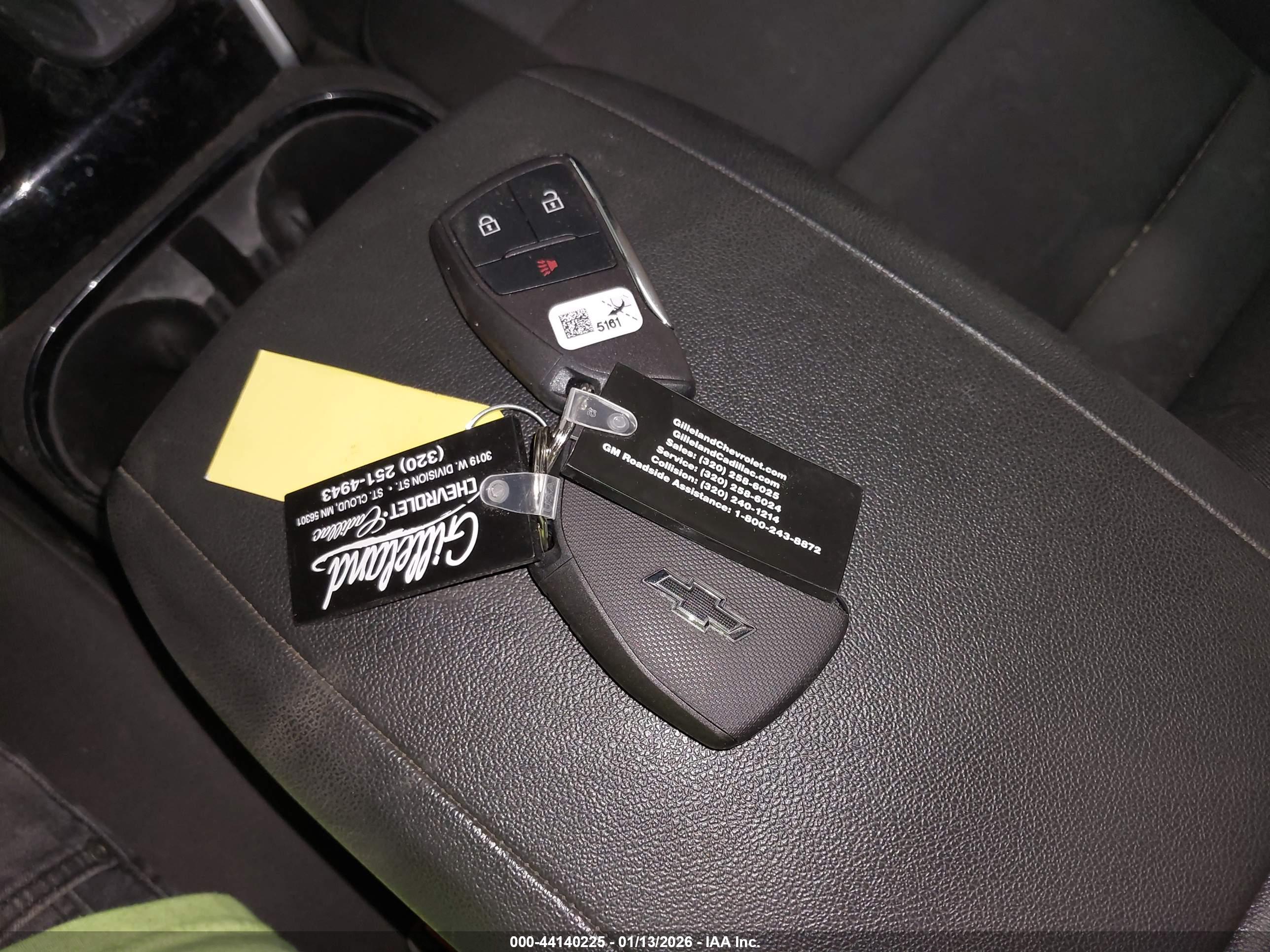 CHEVROLET COLORADO image 11