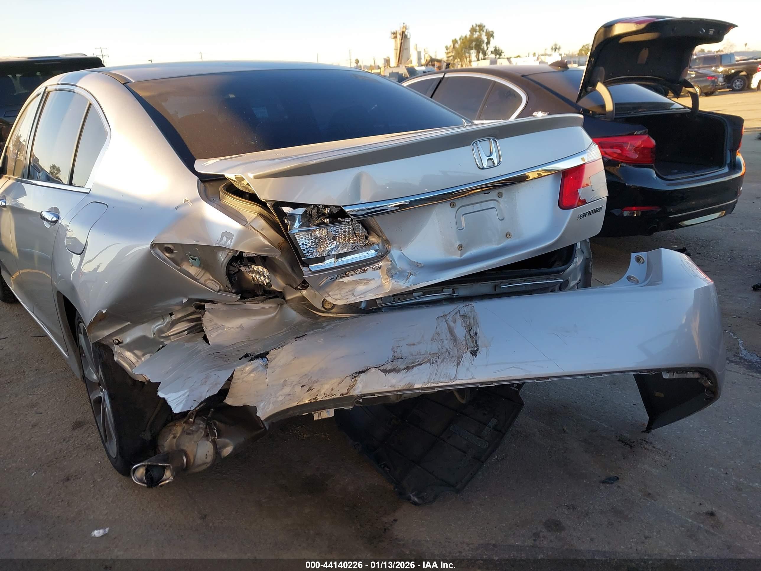 HONDA ACCORD image 6