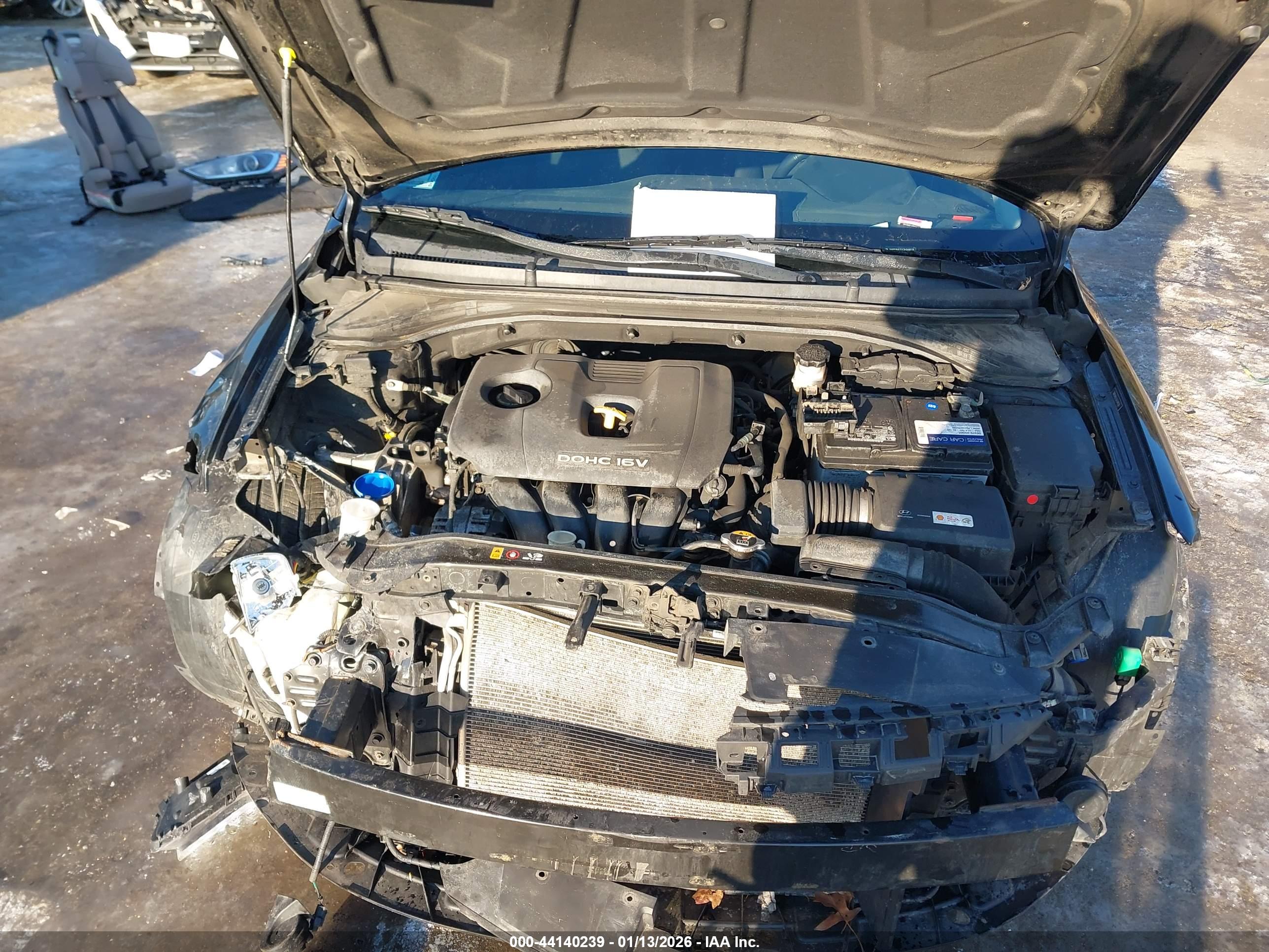 HYUNDAI ELANTRA image 10