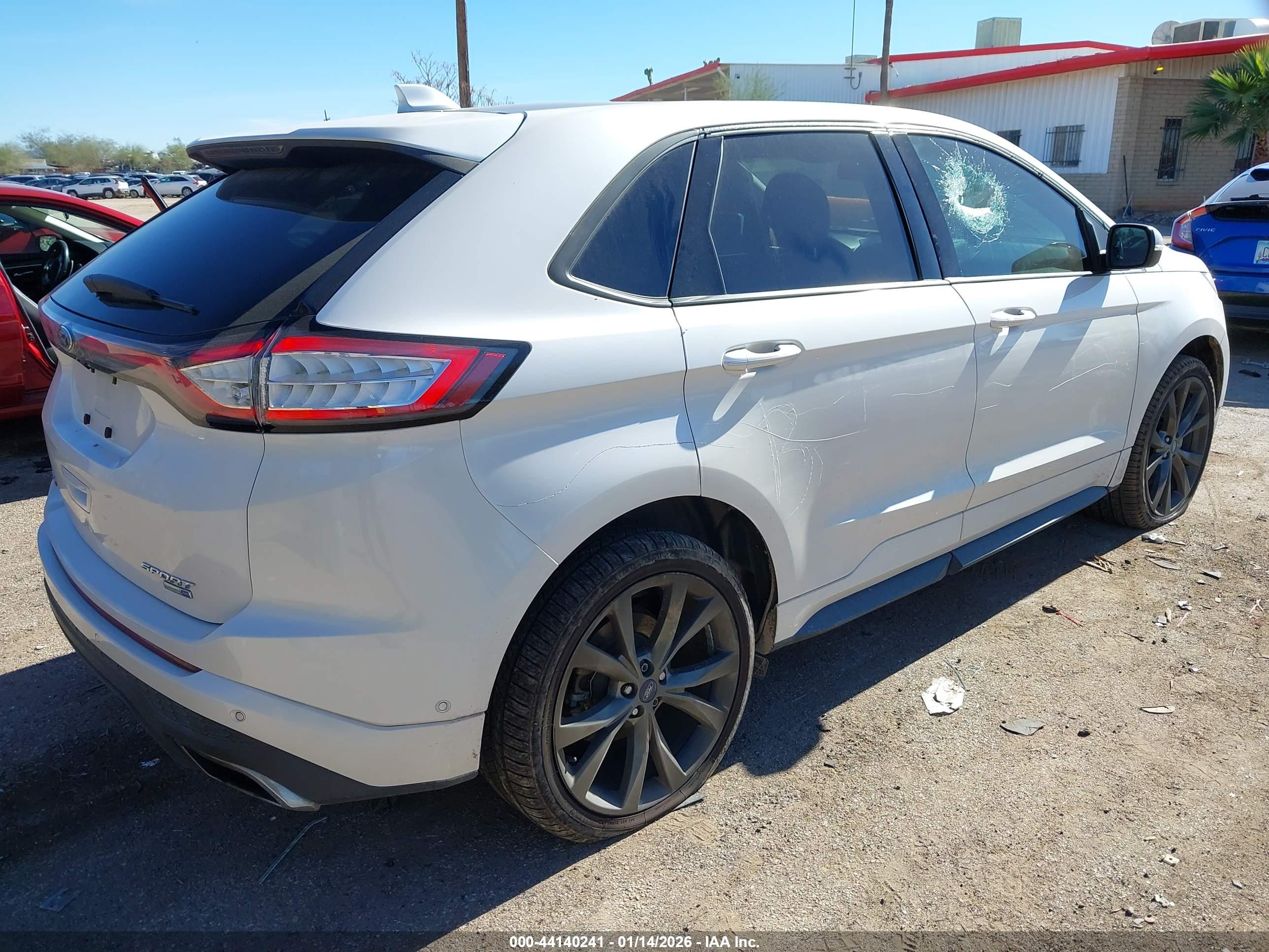 FORD EDGE image 4