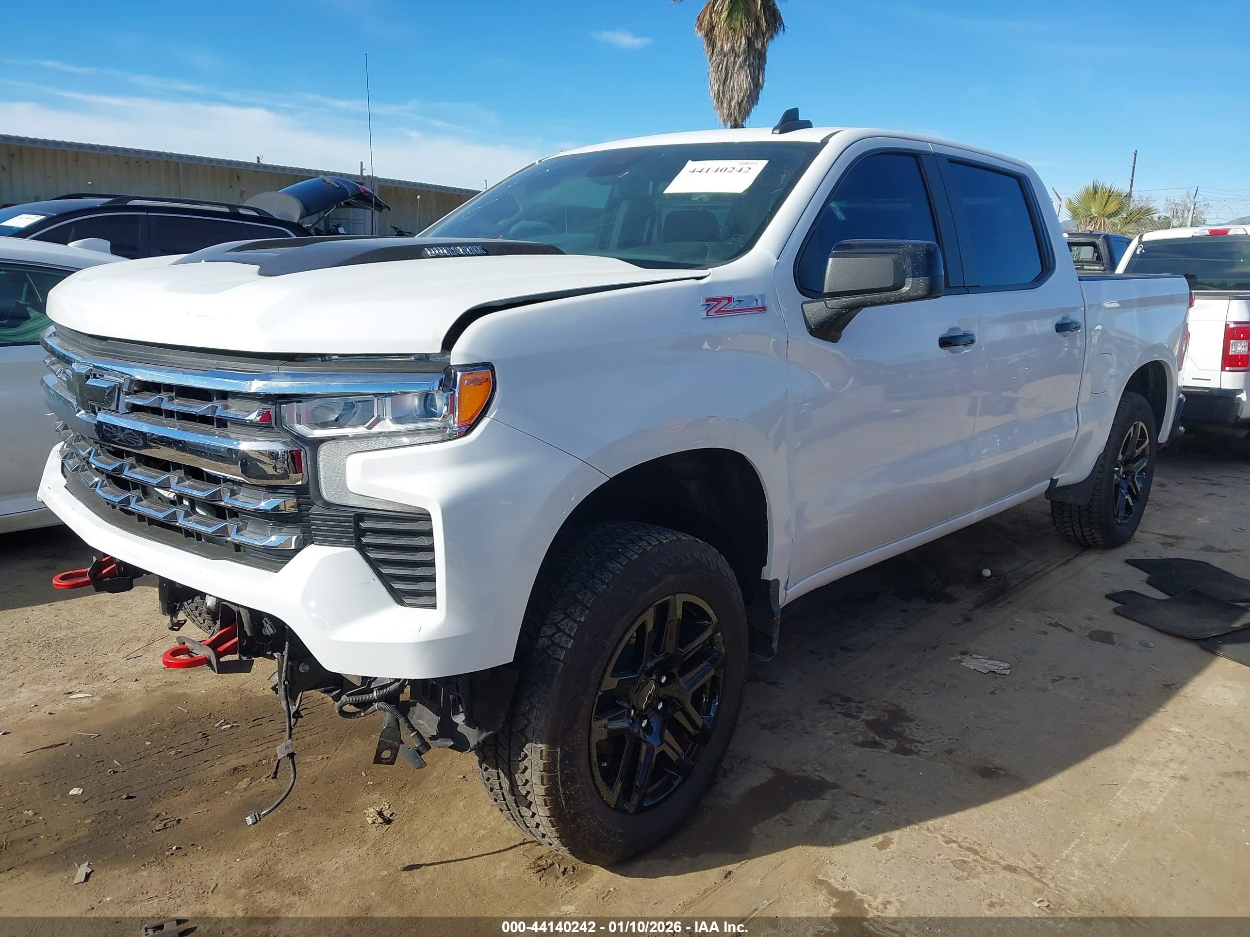 CHEVROLET SILVERADO image 2