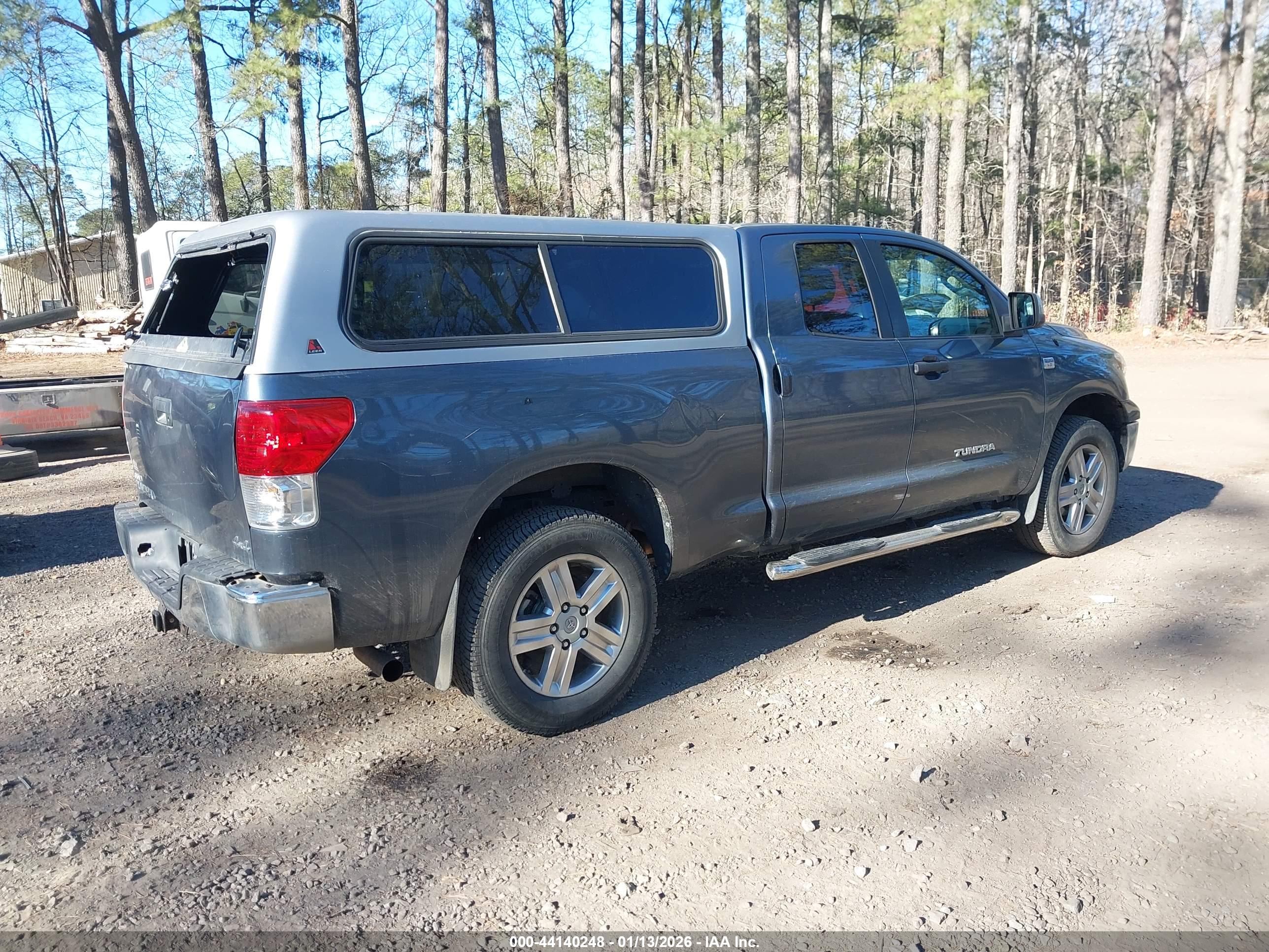 TOYOTA TUNDRA image 4