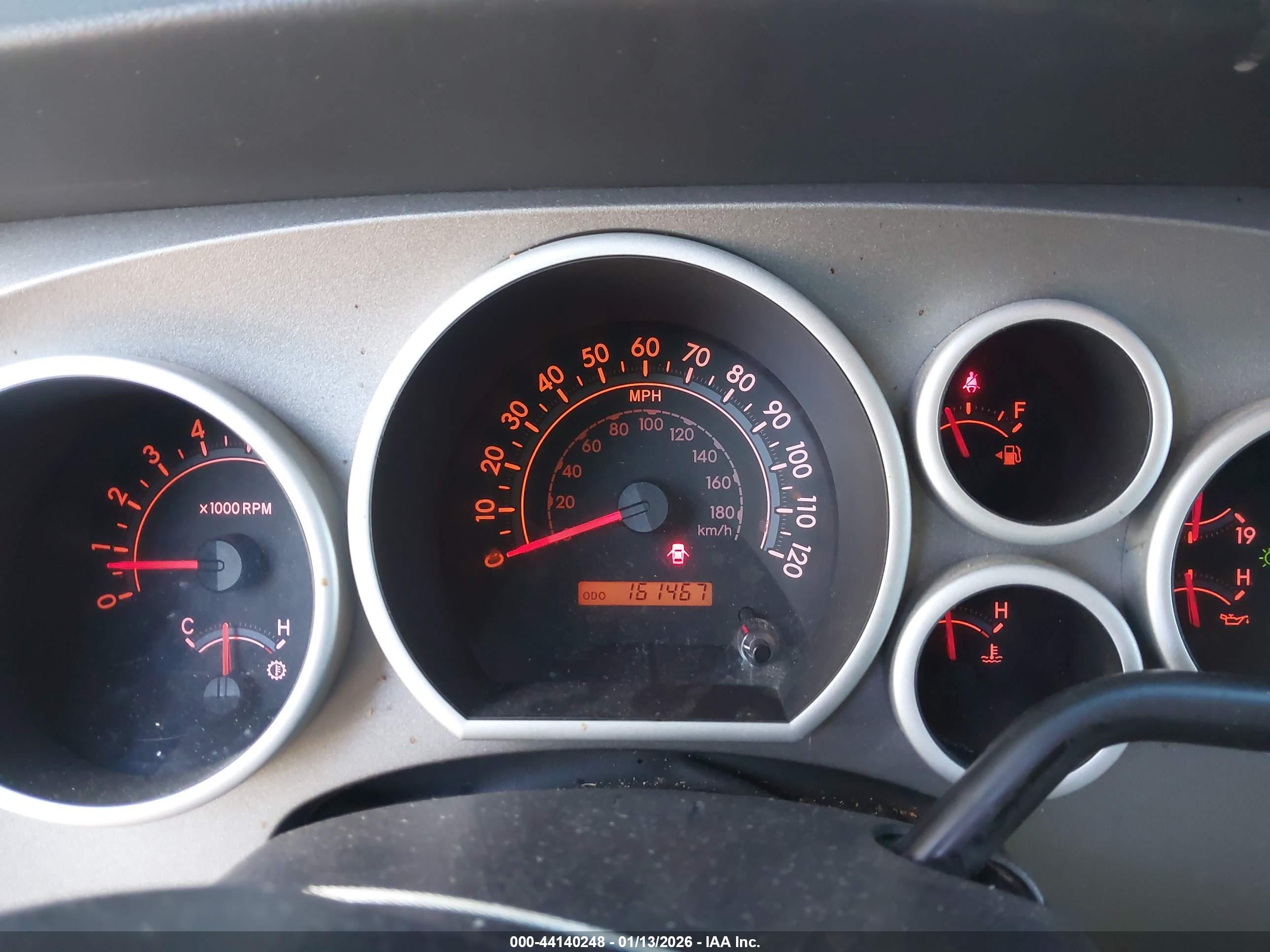 TOYOTA TUNDRA image 7