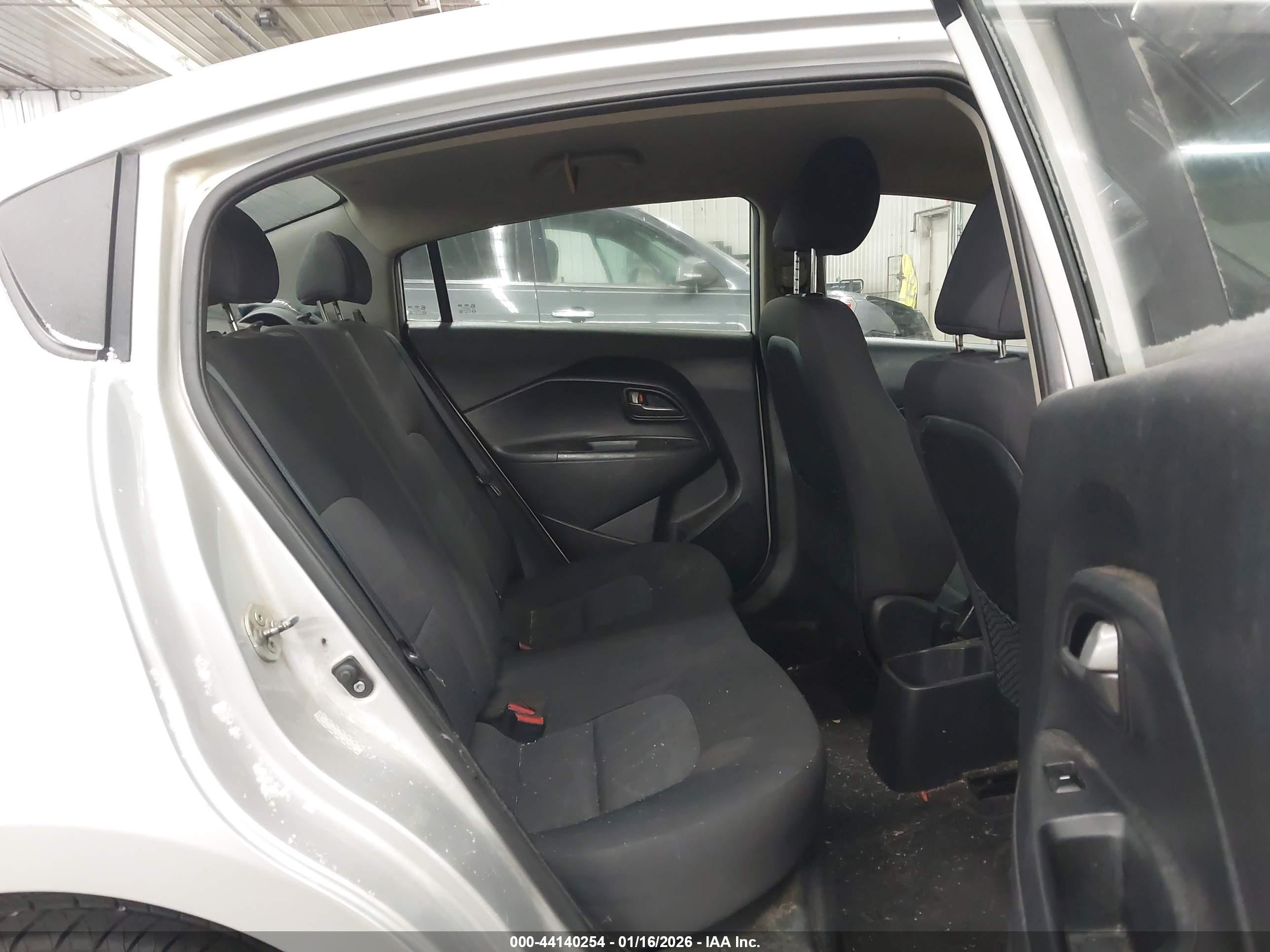 KIA RIO image 8