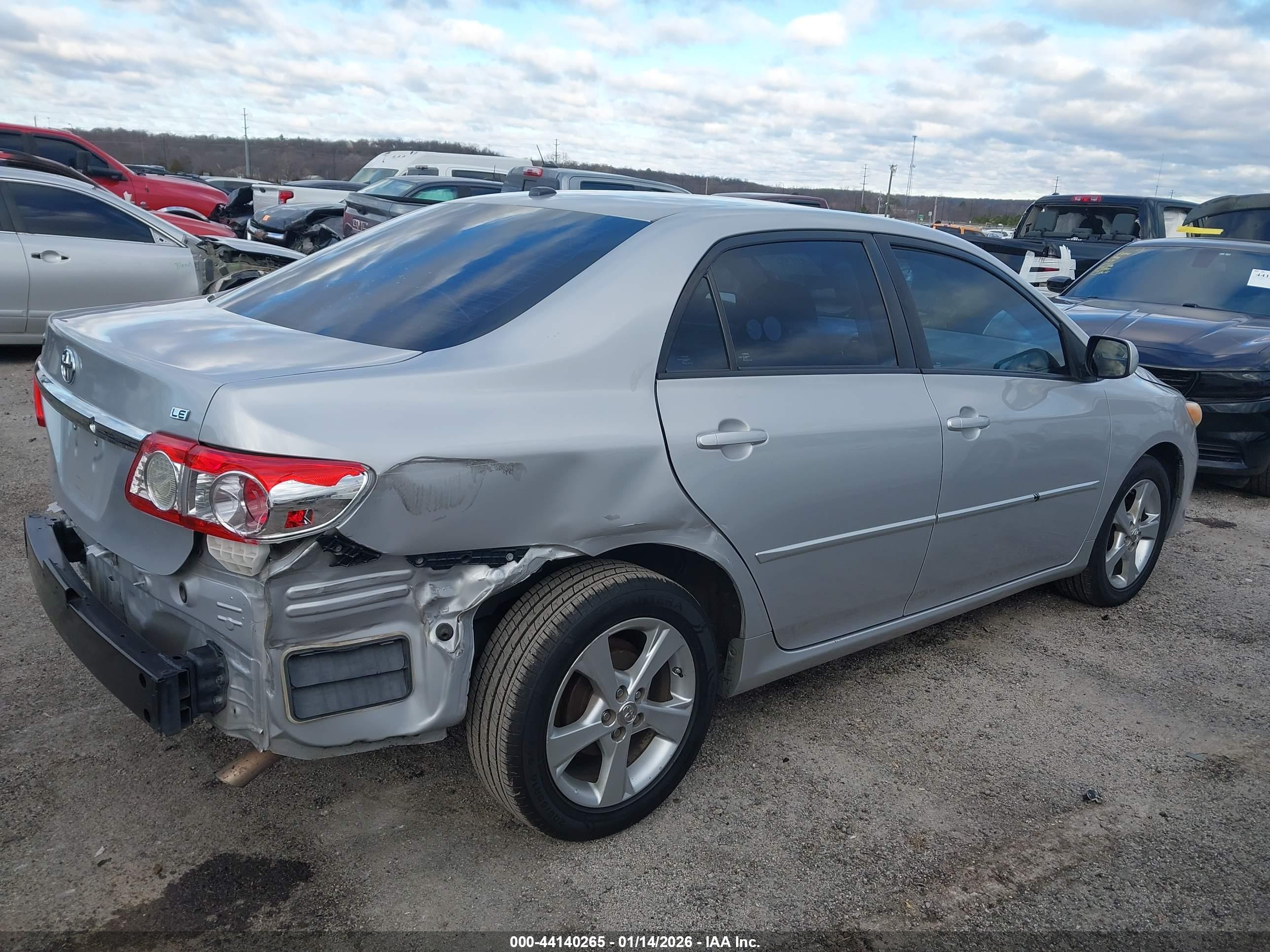 TOYOTA COROLLA image 4