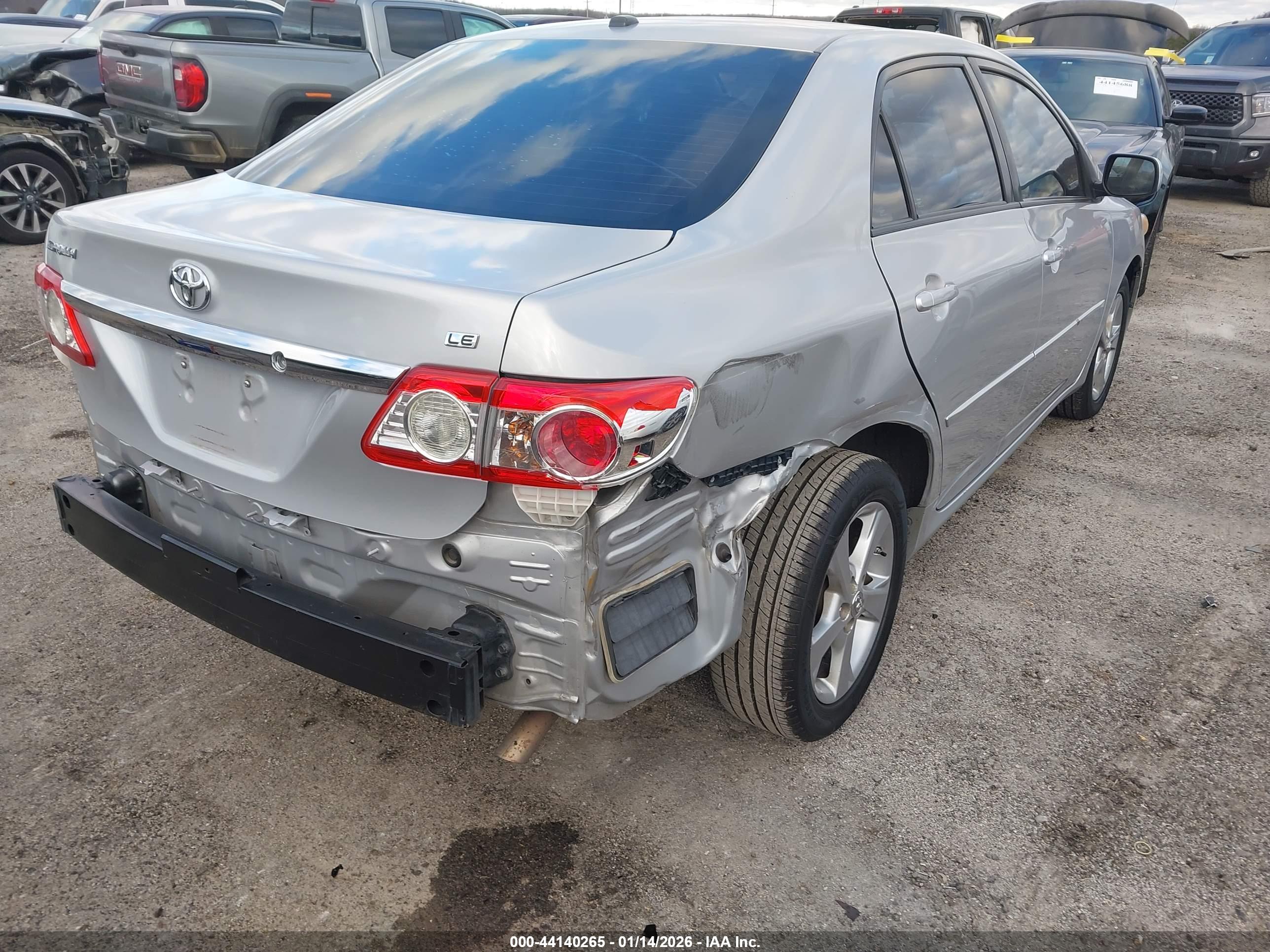 TOYOTA COROLLA image 6